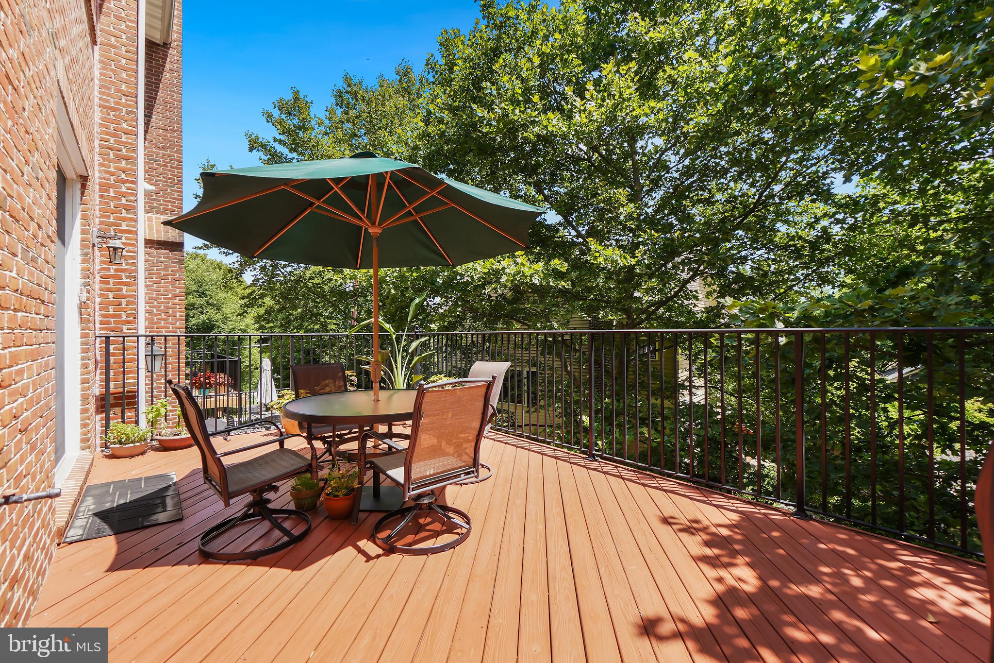 GLENBROOK VILLAGE - Residential