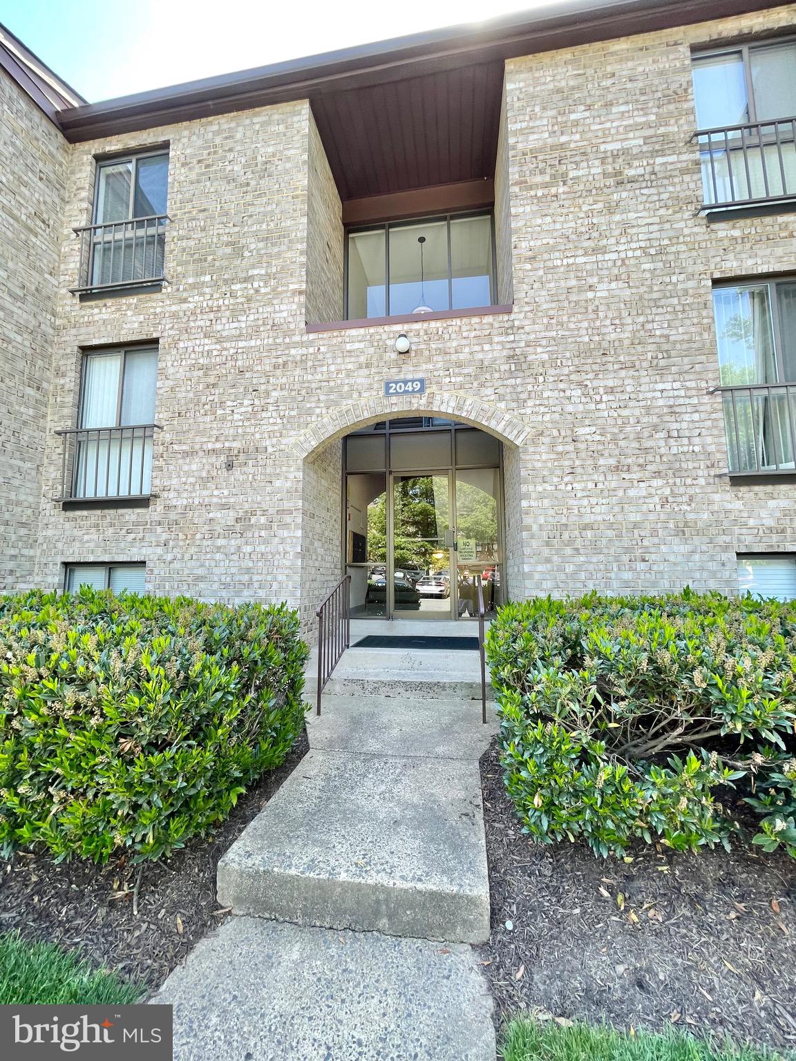 2049 ROYAL FERN COURT 43/21C
