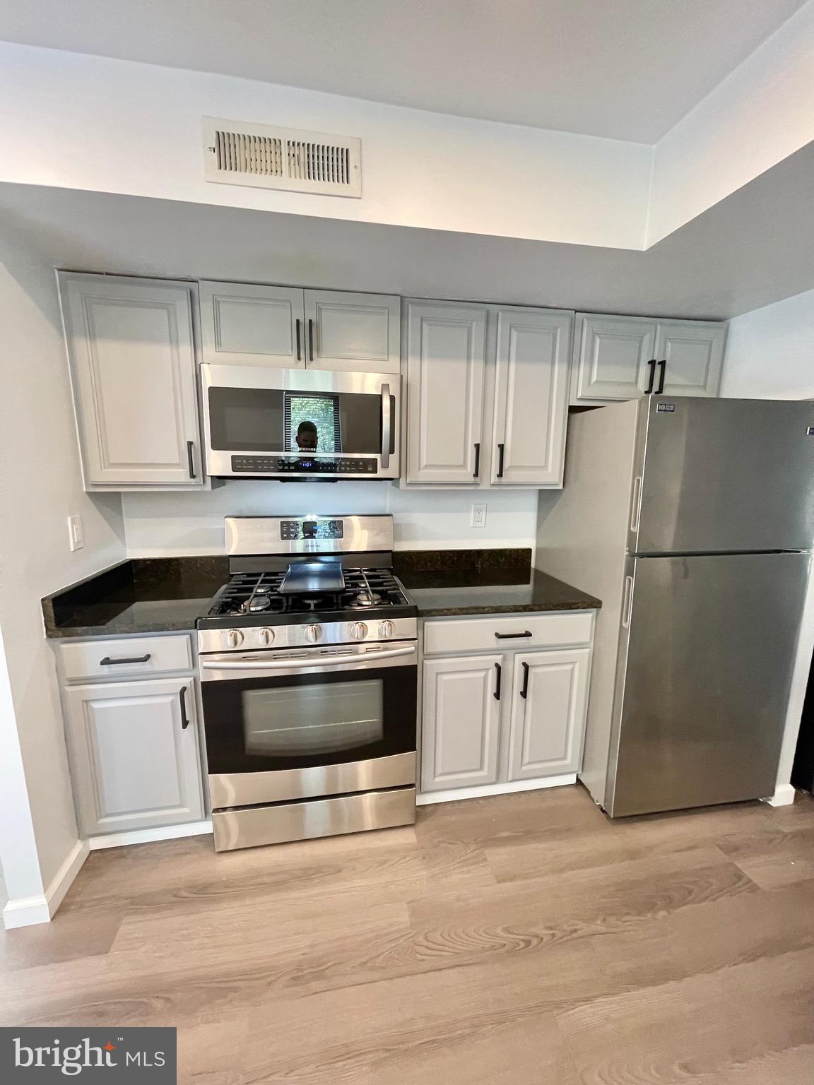 2049 ROYAL FERN COURT 43/21C