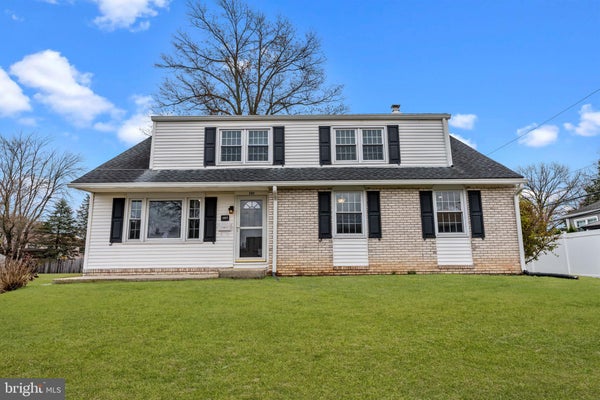 131 KIPLING DR, WARMINSTER, PA 18974 - Image 13fe6fa0b52772edc62bcfb1d2bb5965/4154747673
