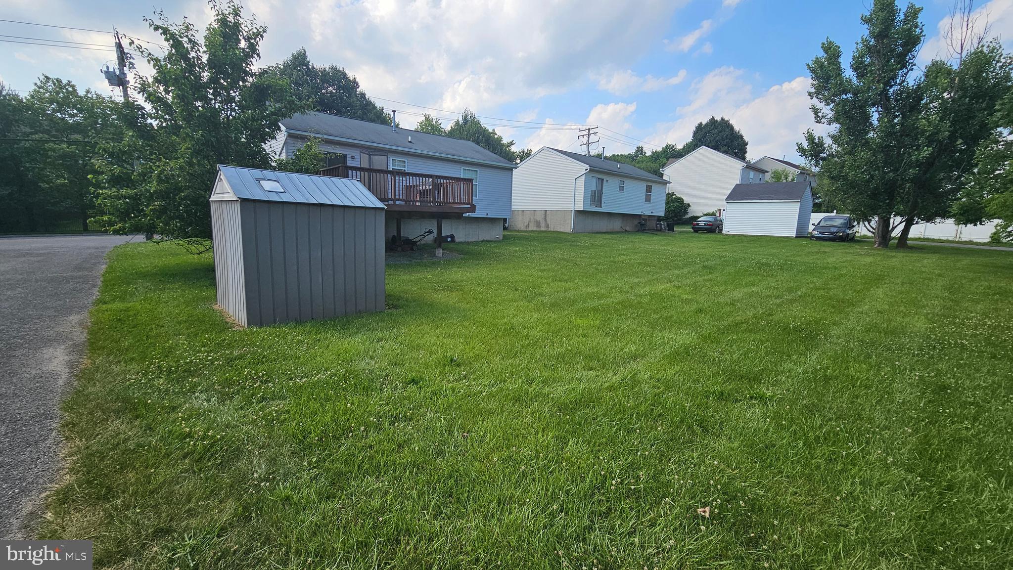 WOODLAWN - Residential