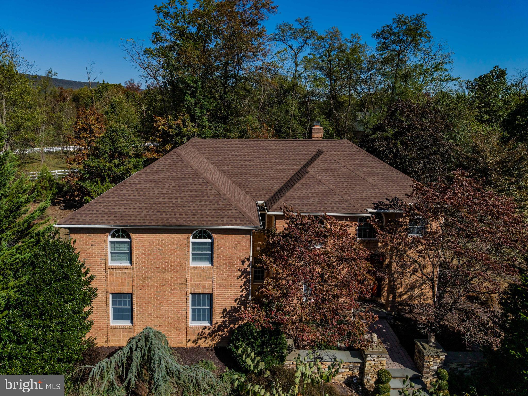 THE RIDINGS - Residential