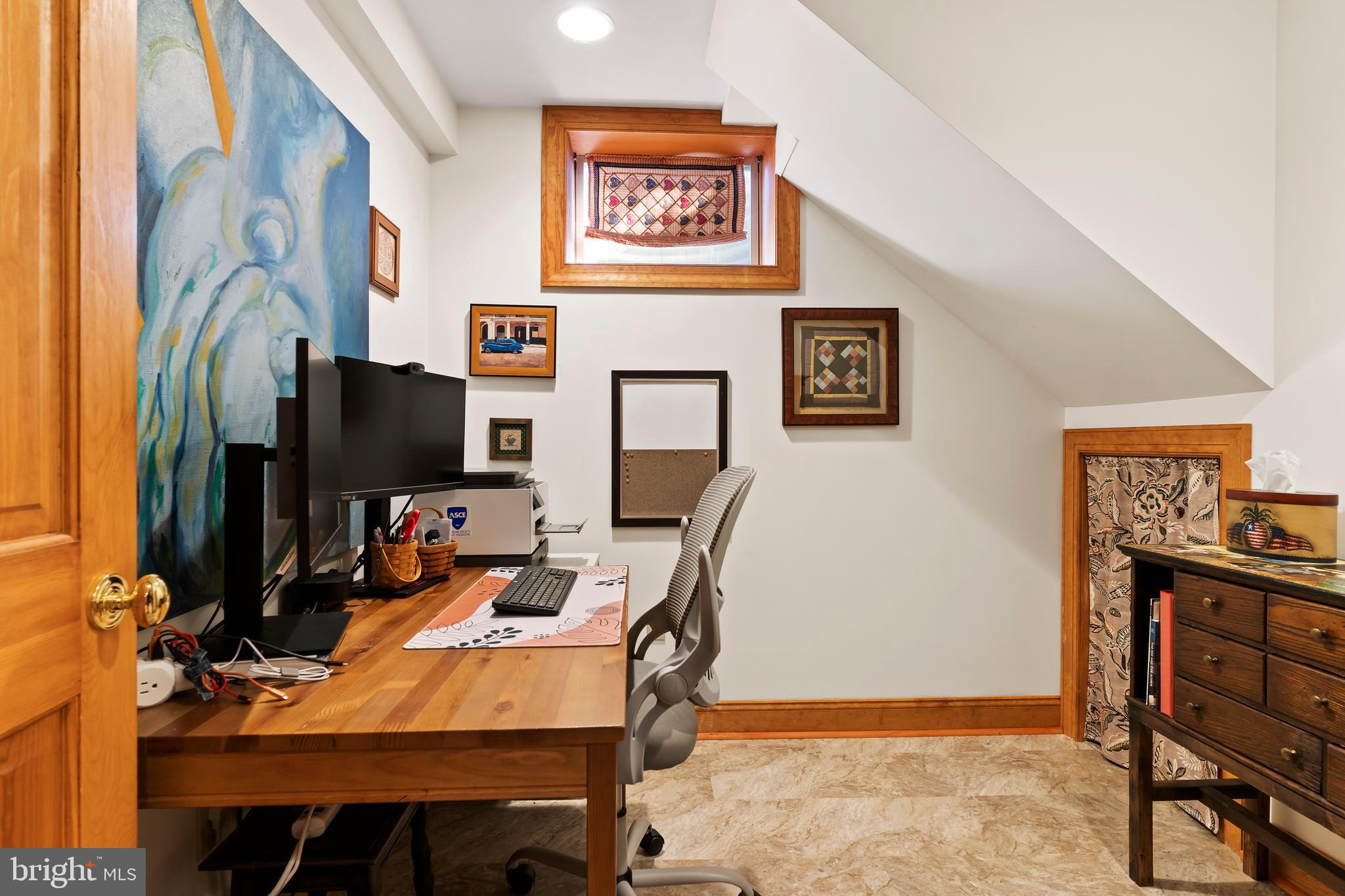 THE RIDINGS - Residential