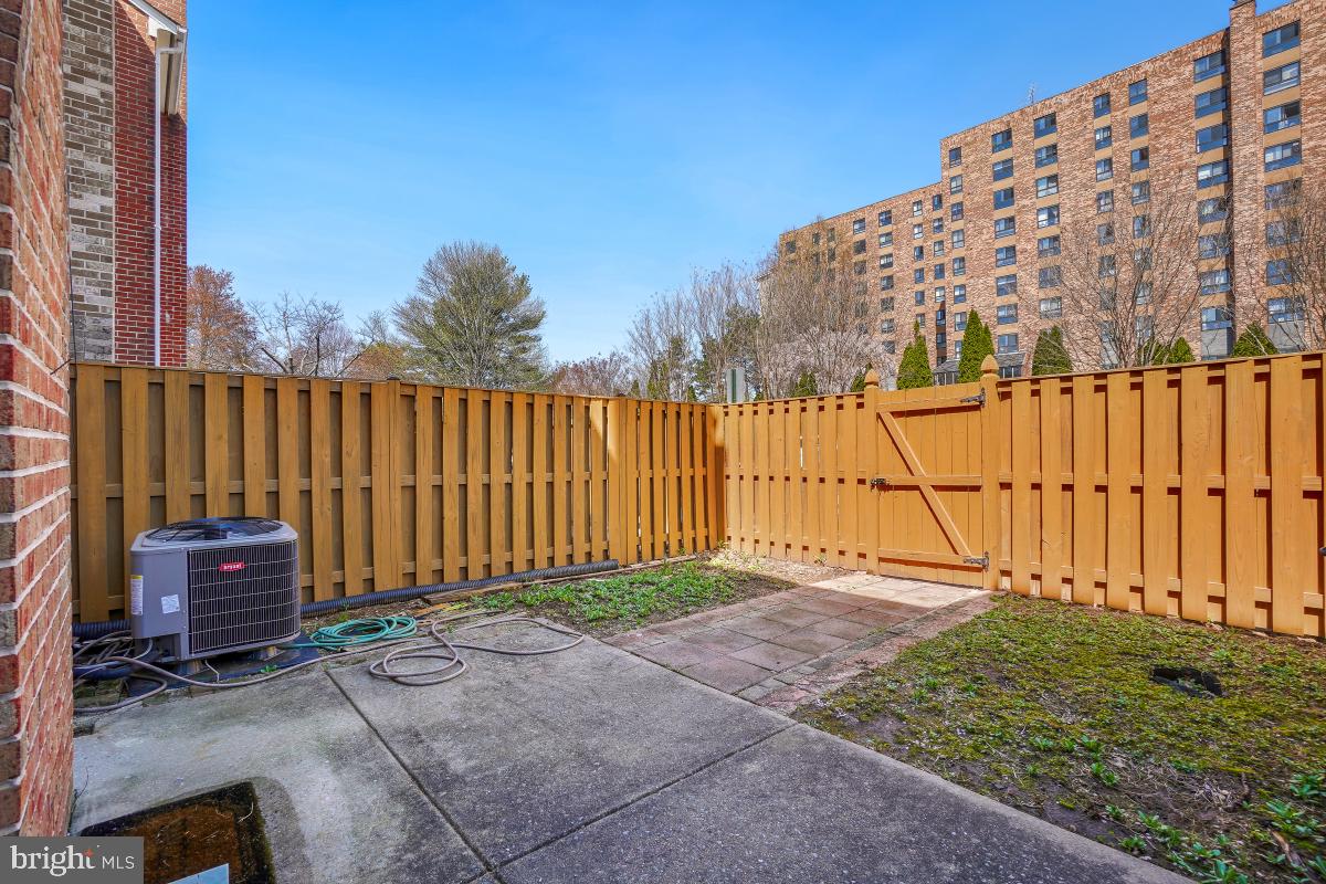 BETHESDA COURT - Residential Lease