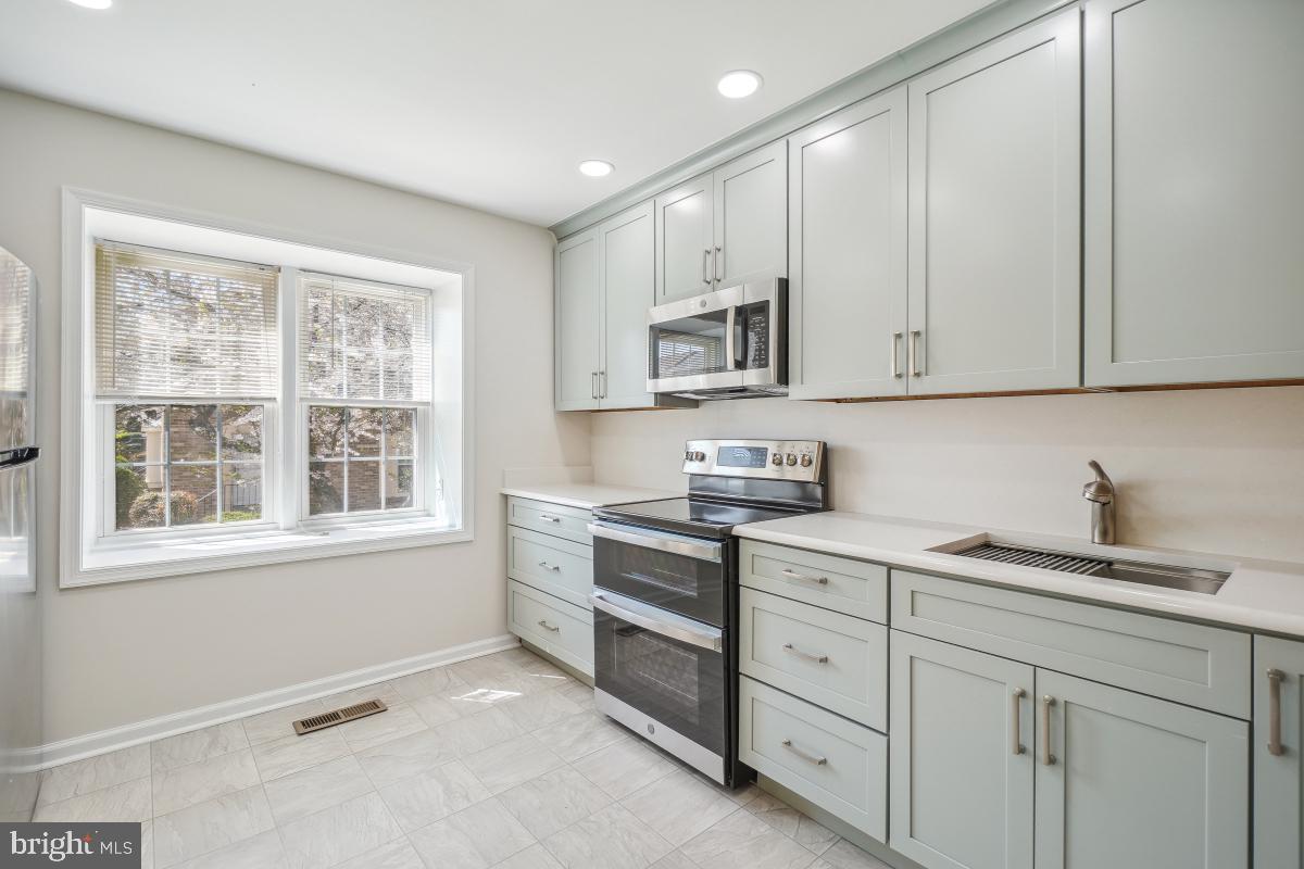 BETHESDA COURT - Residential Lease