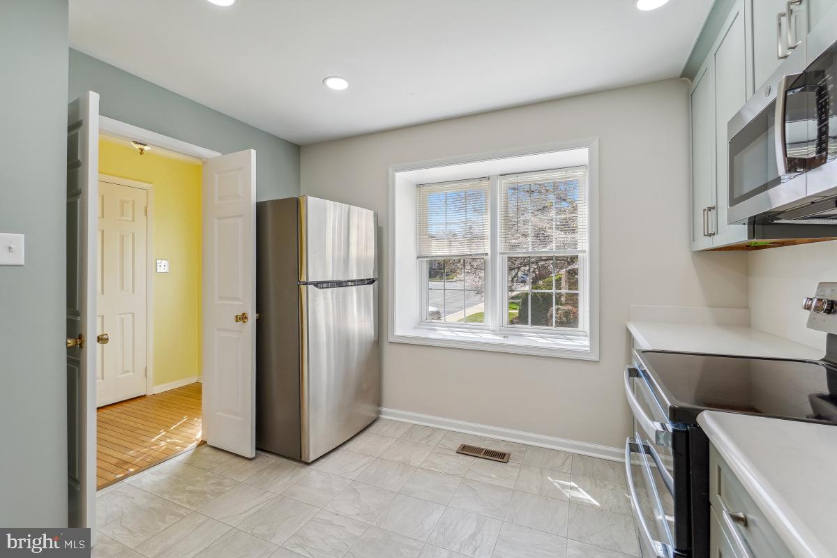 BETHESDA COURT - Residential Lease