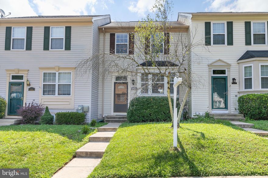 Wow!  Come see this Spacious and Very Affordable Townhome in Apsen Park! This home is Freshly Painted and Move-In Ready.  Loaded with Natural Daylight, this home is Light and Bright with Three Bedrooms, Two Full and Two Half Baths, Plus Bonus Room in Basement could be used as Fourth Bedroom! Main Level Living Room with Sliders to Rear Deck.  Dining Space, Kitchen with Table Space and Bay Window.  Upper Level Master Bedroom has Vaulted Ceilings, Master Bath with Dual Vanities, Separate Shower and Huge Walk-in Closet. Two additional Bedrooms and Hall Bath.  Lower Level has Large Family Room with Wood Burning Fire Place and Walk-out to Paver Patio, plus Bonus Room/Fourth Bedroom, Laundry Room and Powder Room.  Extra Large Fenced-in Back Yard complete this Great Home! Nice Community with Easy Access to Commuter Routes, Shopping, Dining and Entertainment. One Year Home Warranty!