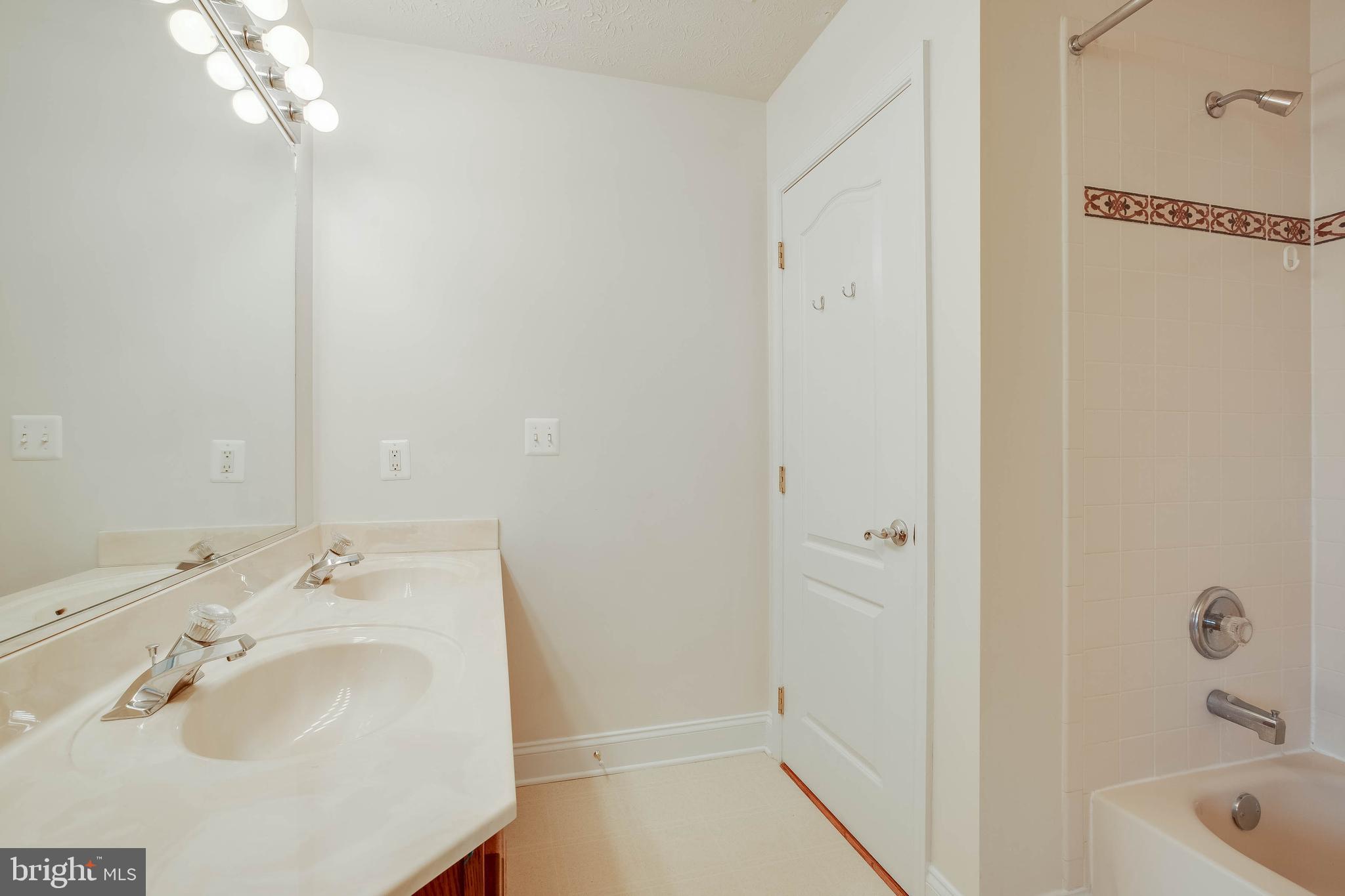 PHILIPS MEADOW SUB - Residential