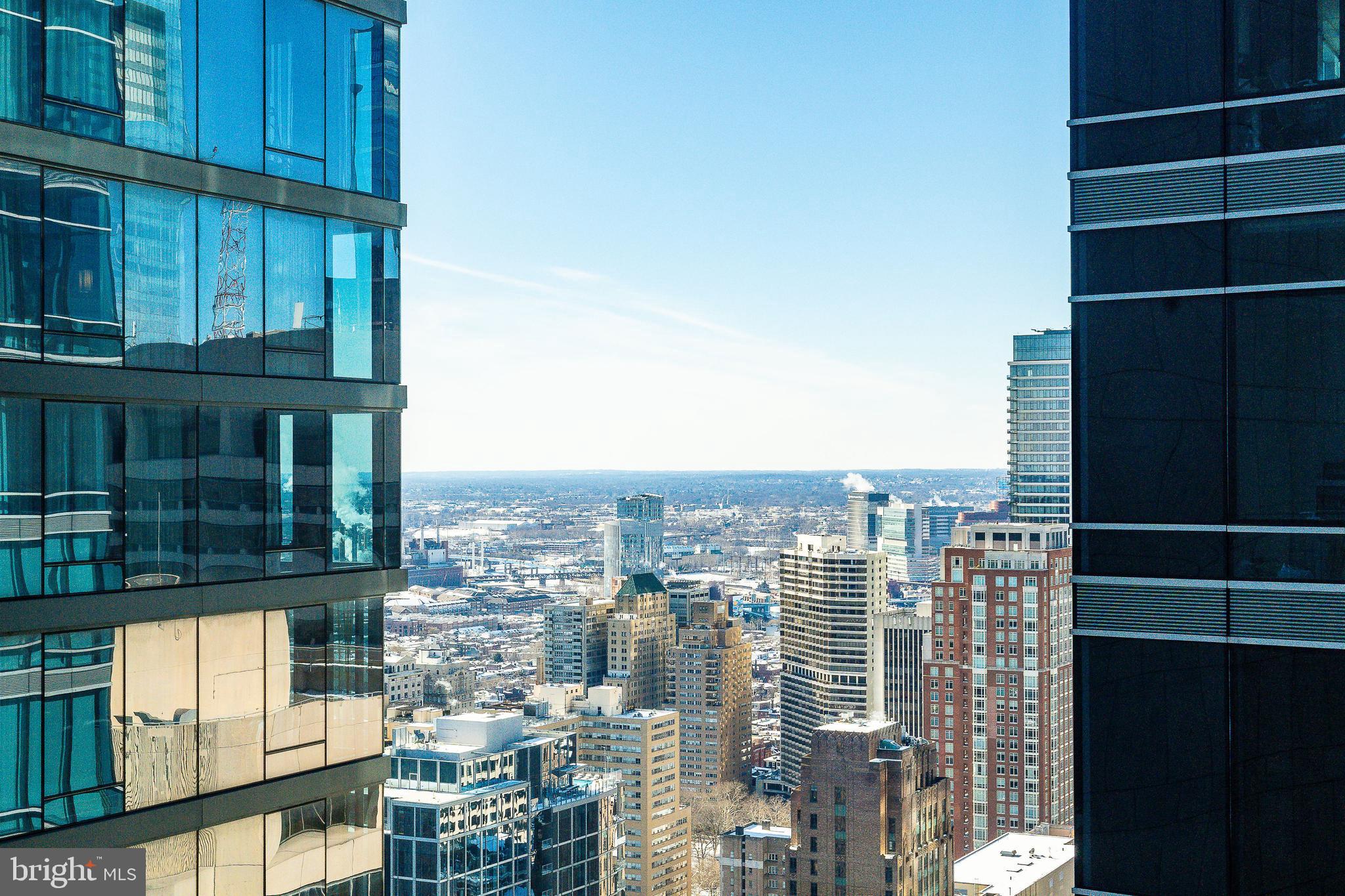 AVENUE OF THE ARTS - Residential