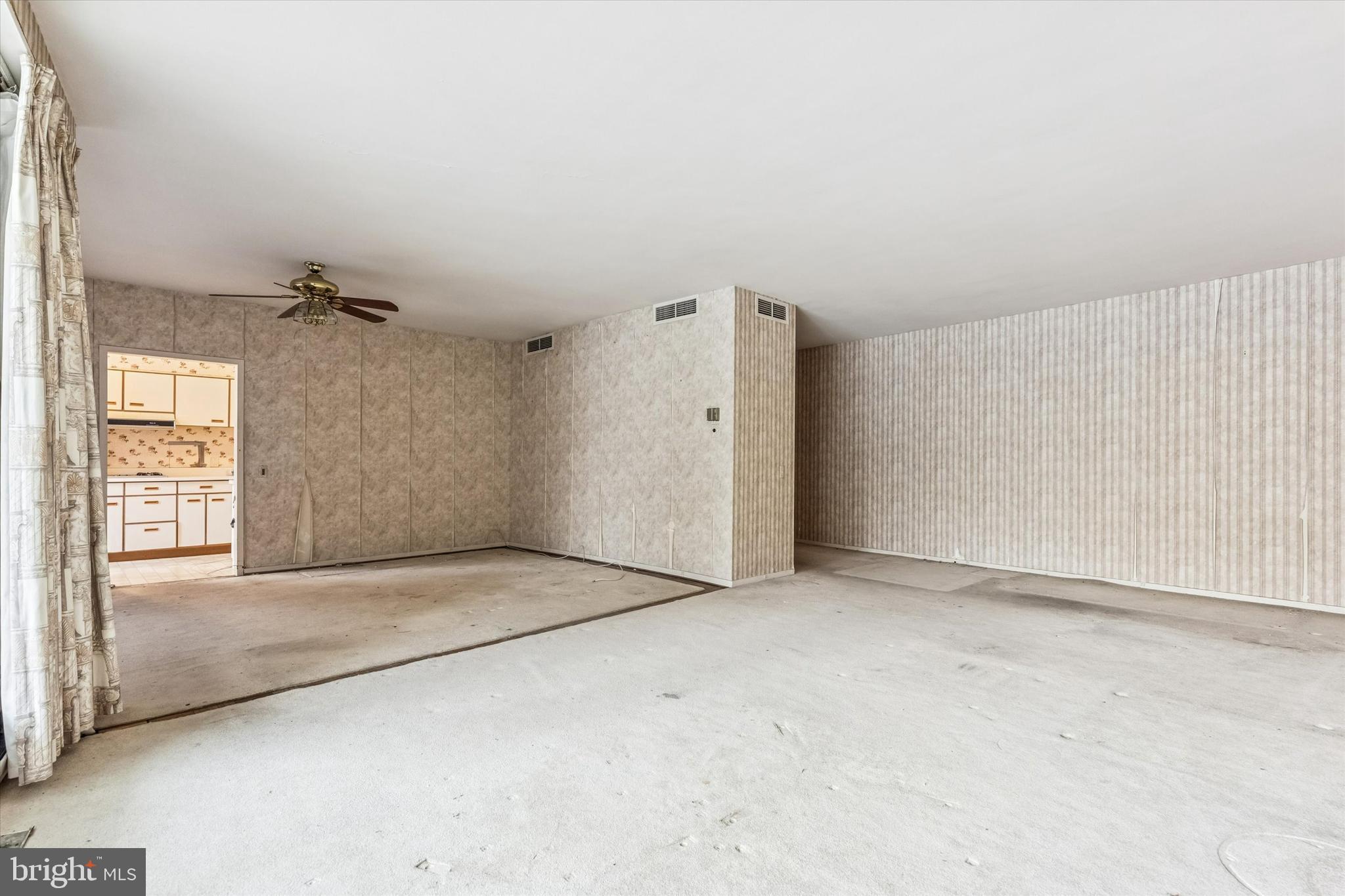 191 PRESIDENTIAL BOULEVARD 219