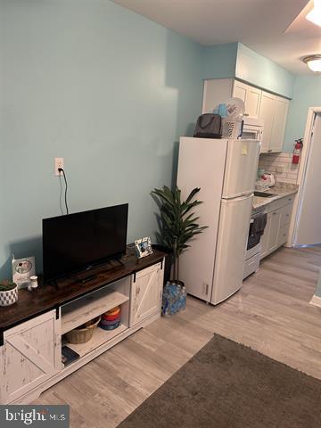 9401 PACIFIC AVENUE -11