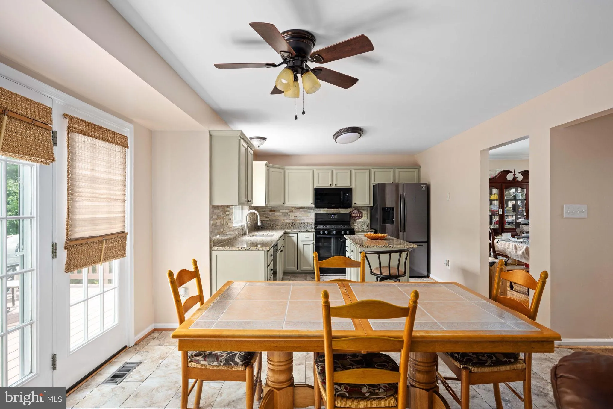 Fredericksburg, Virginia 22406, United States, 4 Bedrooms Bedrooms, ,3 BathroomsBathrooms,Residential,Contingent,146861