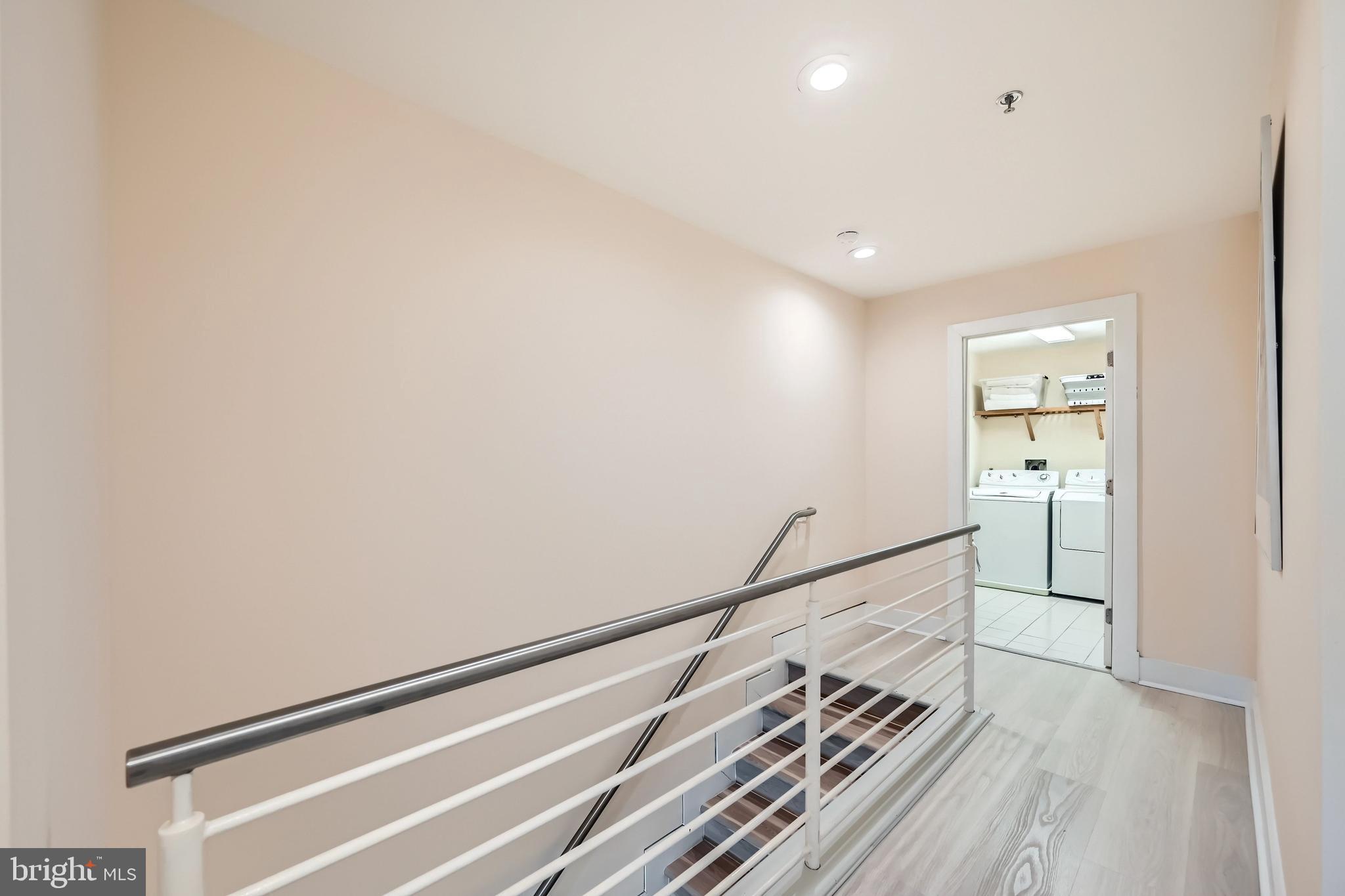 HARBOR EAST - Residential