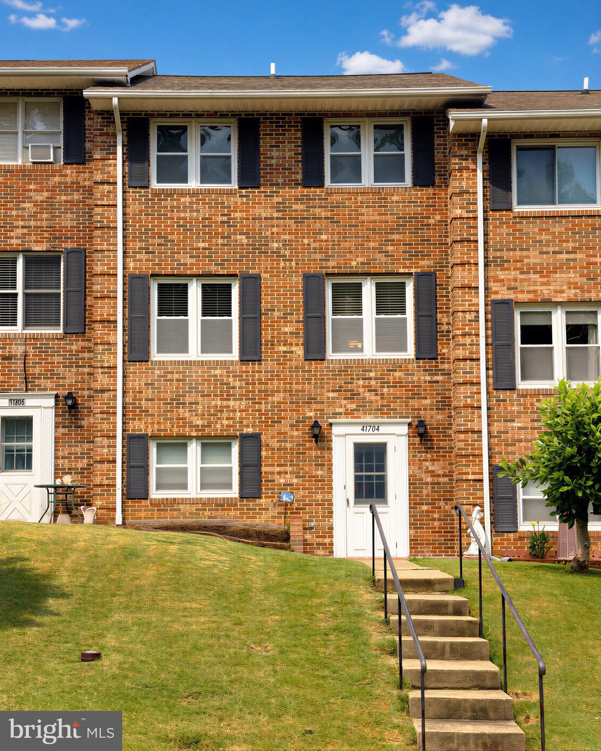 41704 COURTHOUSE DRIVE