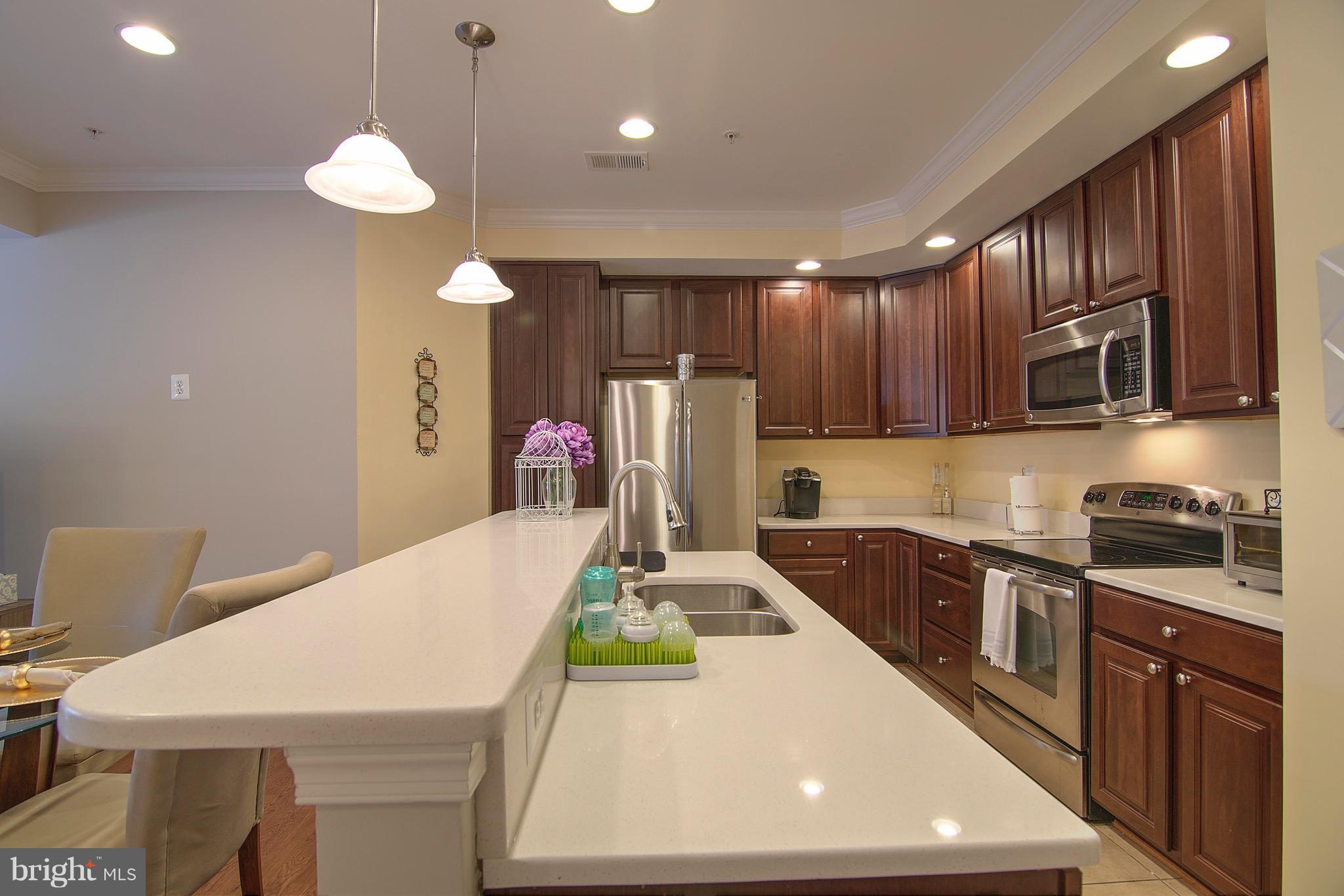 ELKRIDGE CROSSING - Residential