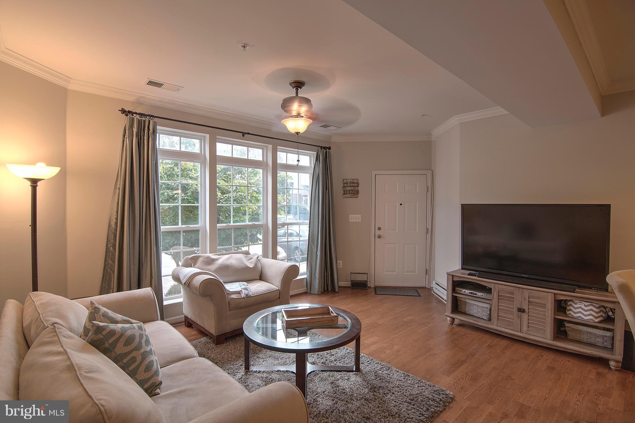 ELKRIDGE CROSSING - Residential