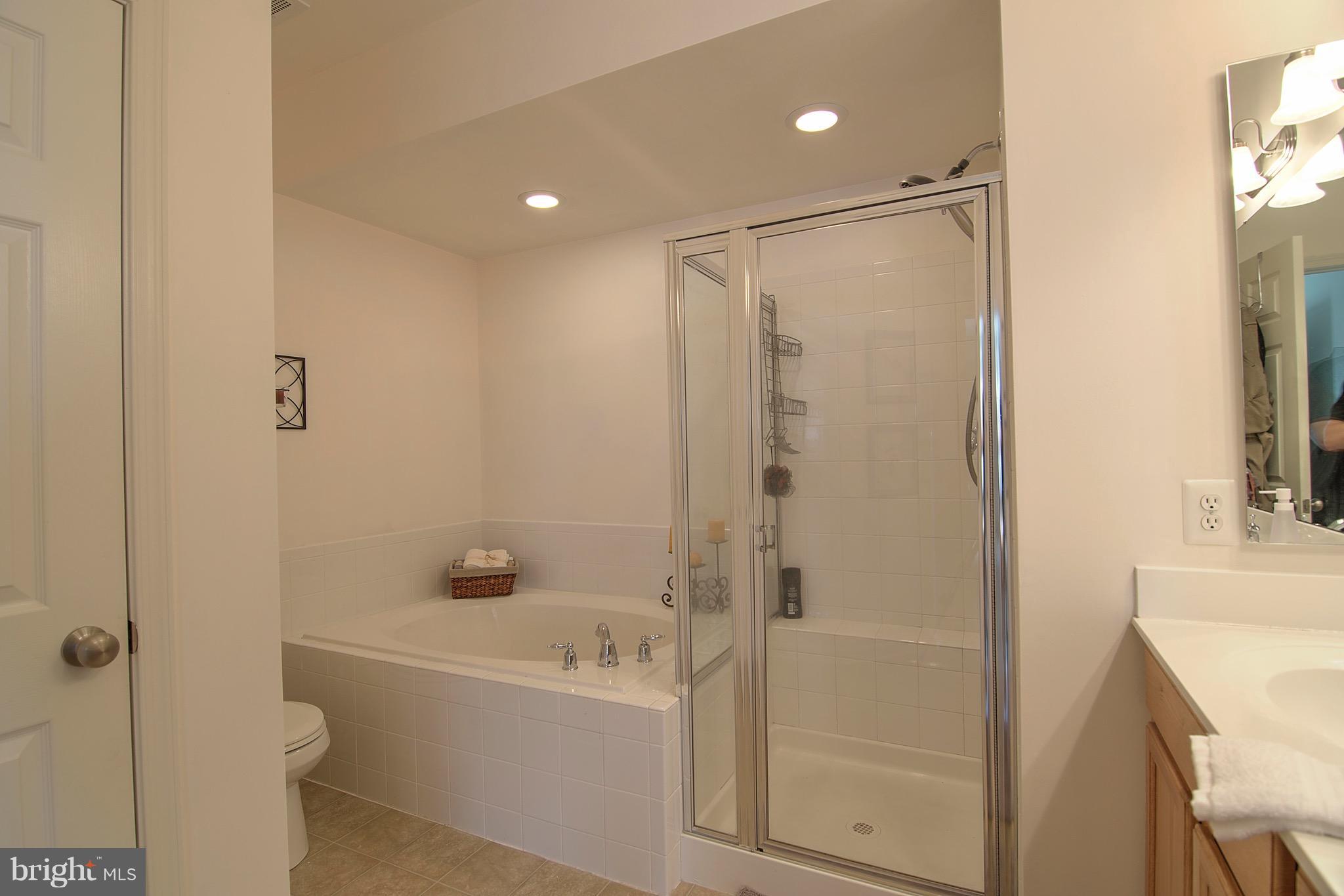 ELKRIDGE CROSSING - Residential