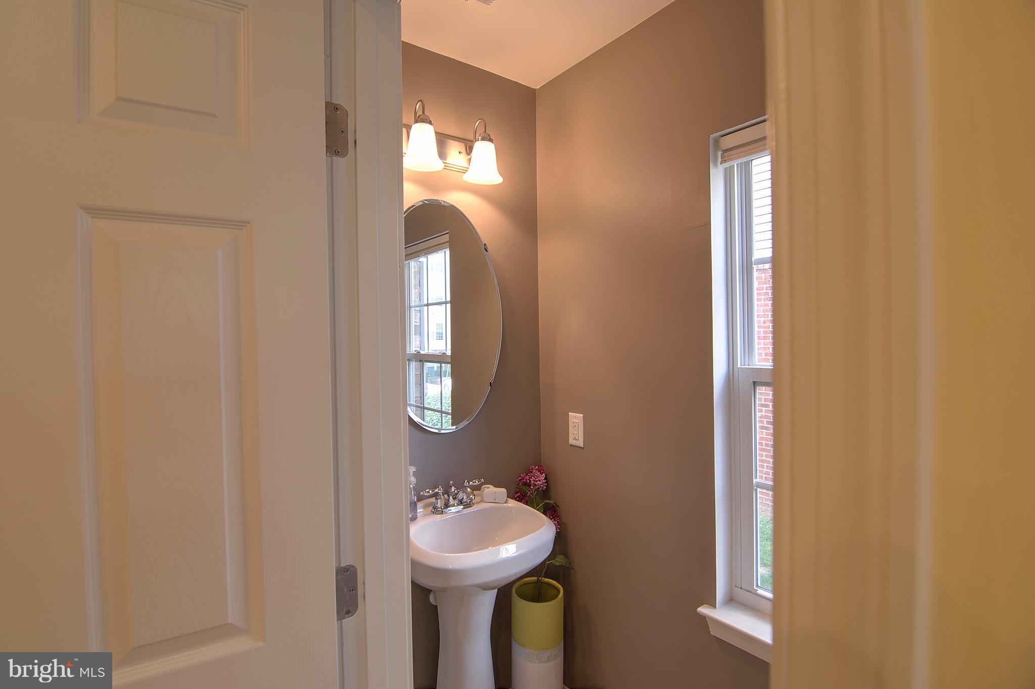 ELKRIDGE CROSSING - Residential