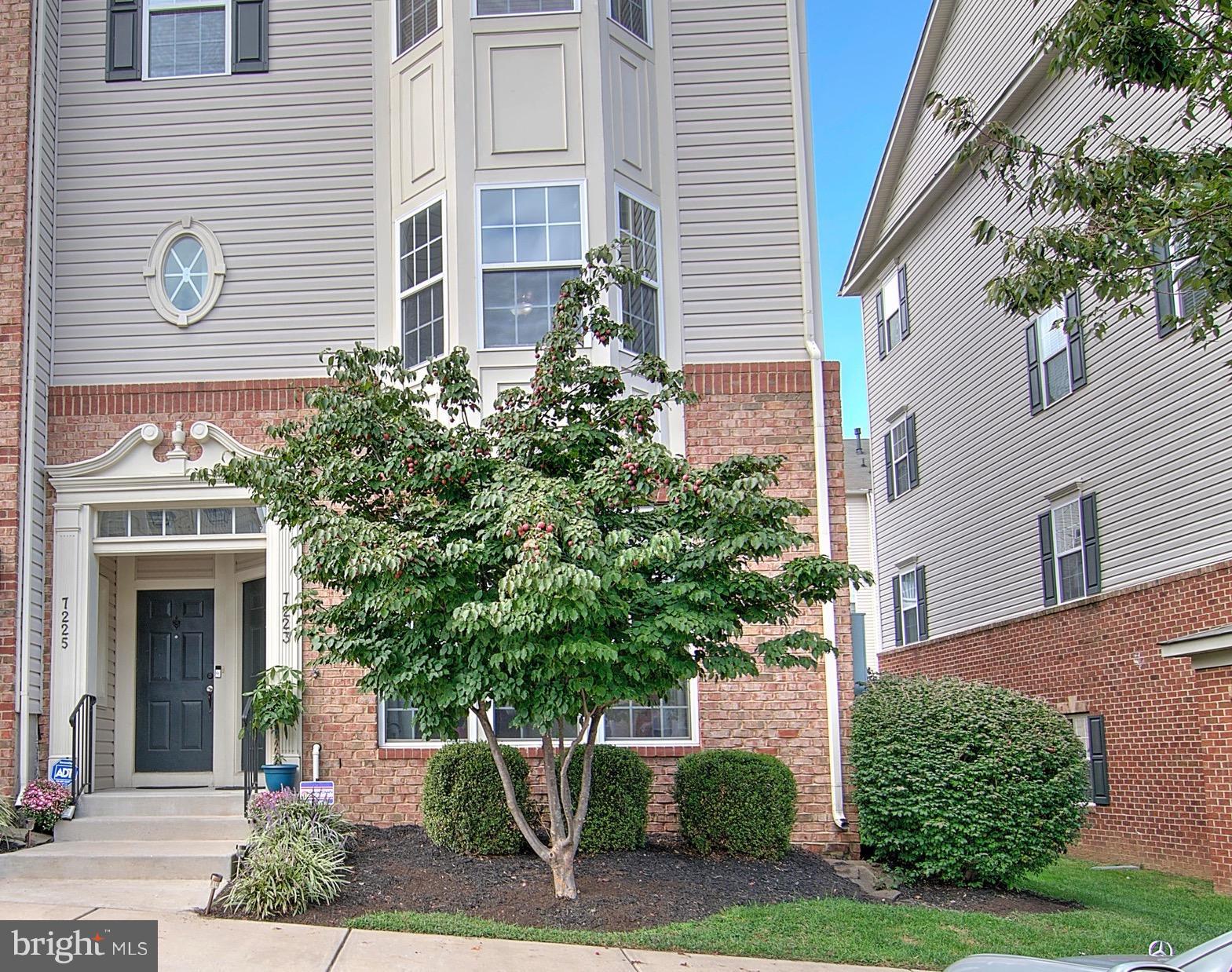 ELKRIDGE CROSSING - Residential