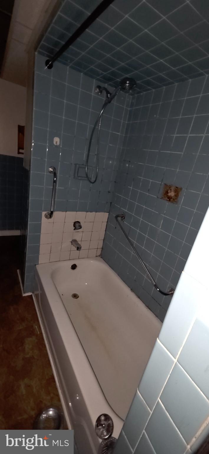 MELROSE - Residential Income