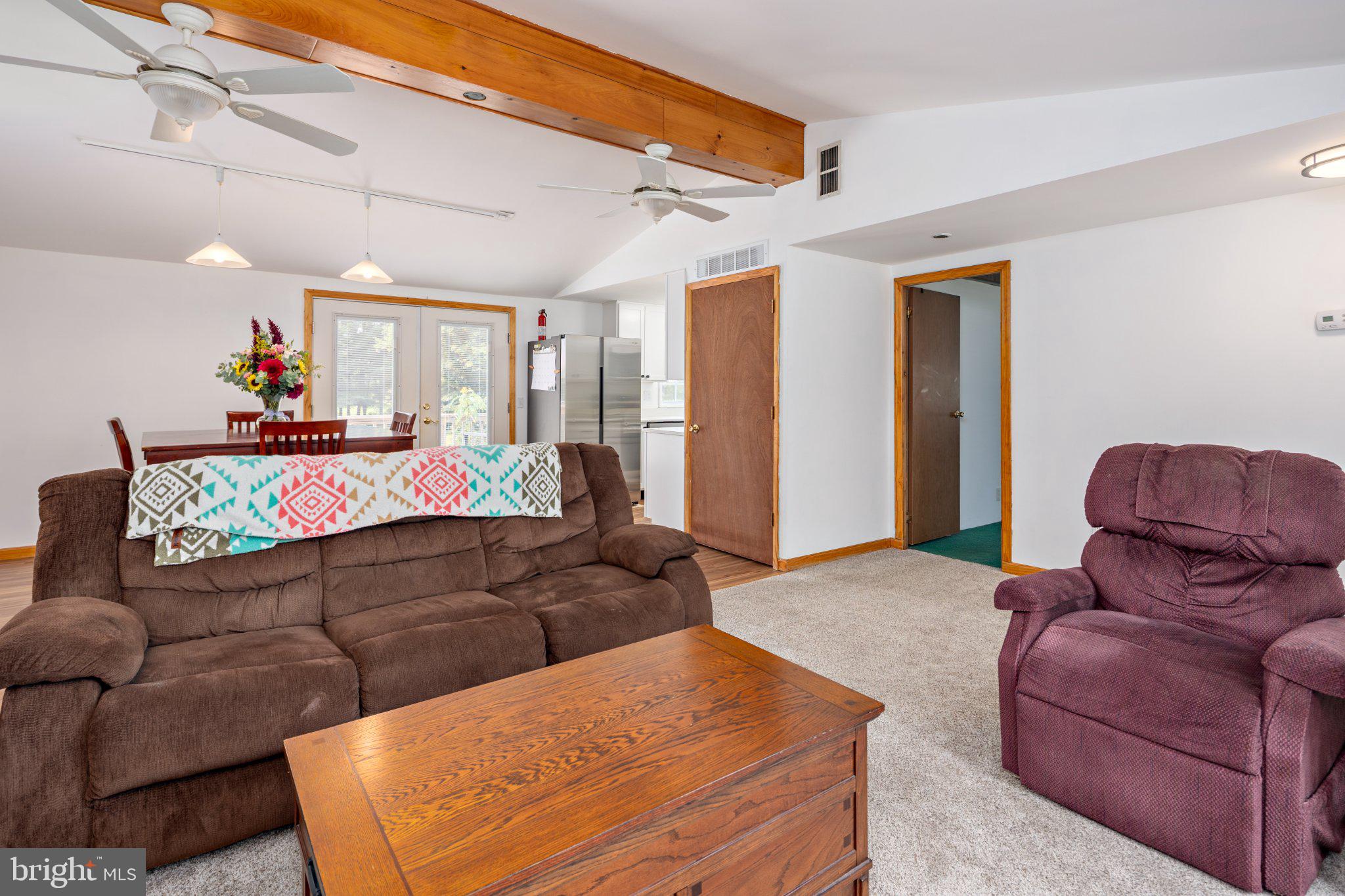 1045 DOYLE ROAD
