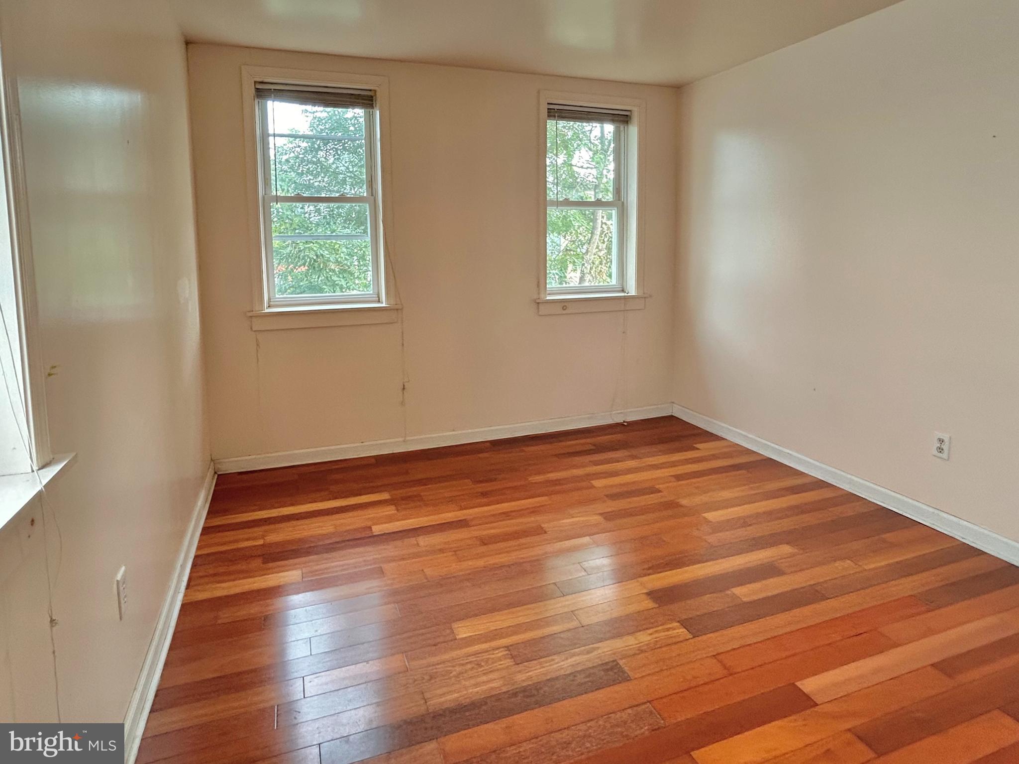 WHITMAN - Residential Lease