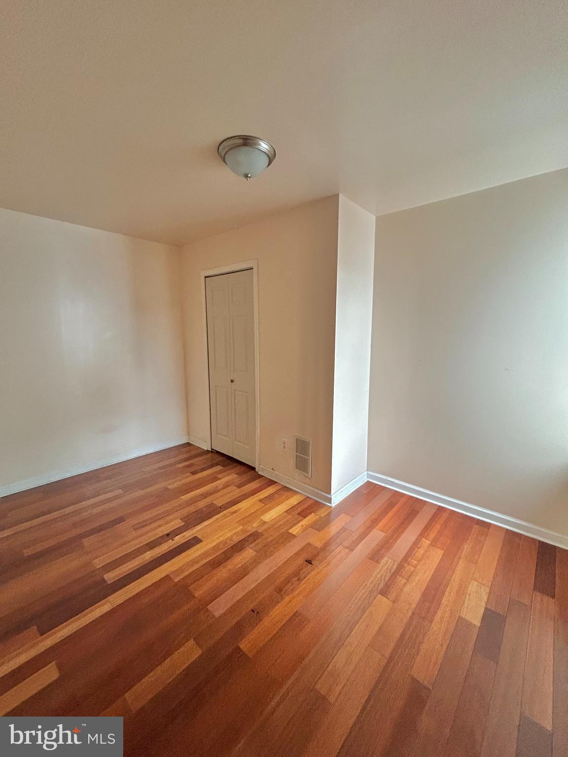 WHITMAN - Residential Lease