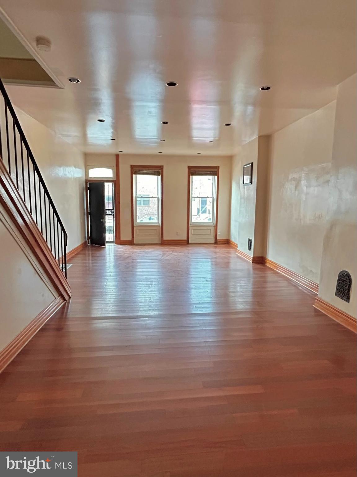 WHITMAN - Residential Lease