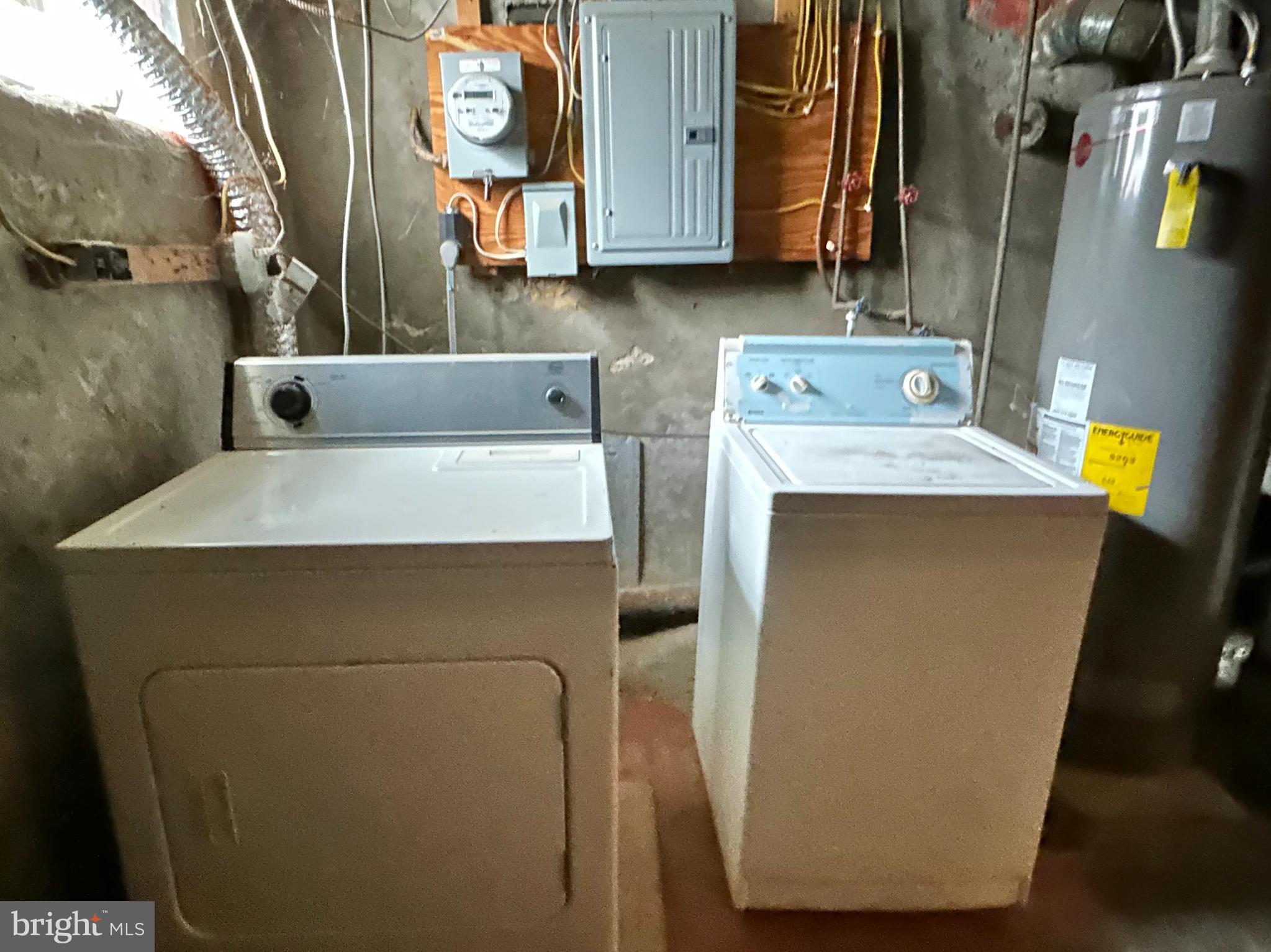 WHITMAN - Residential Lease