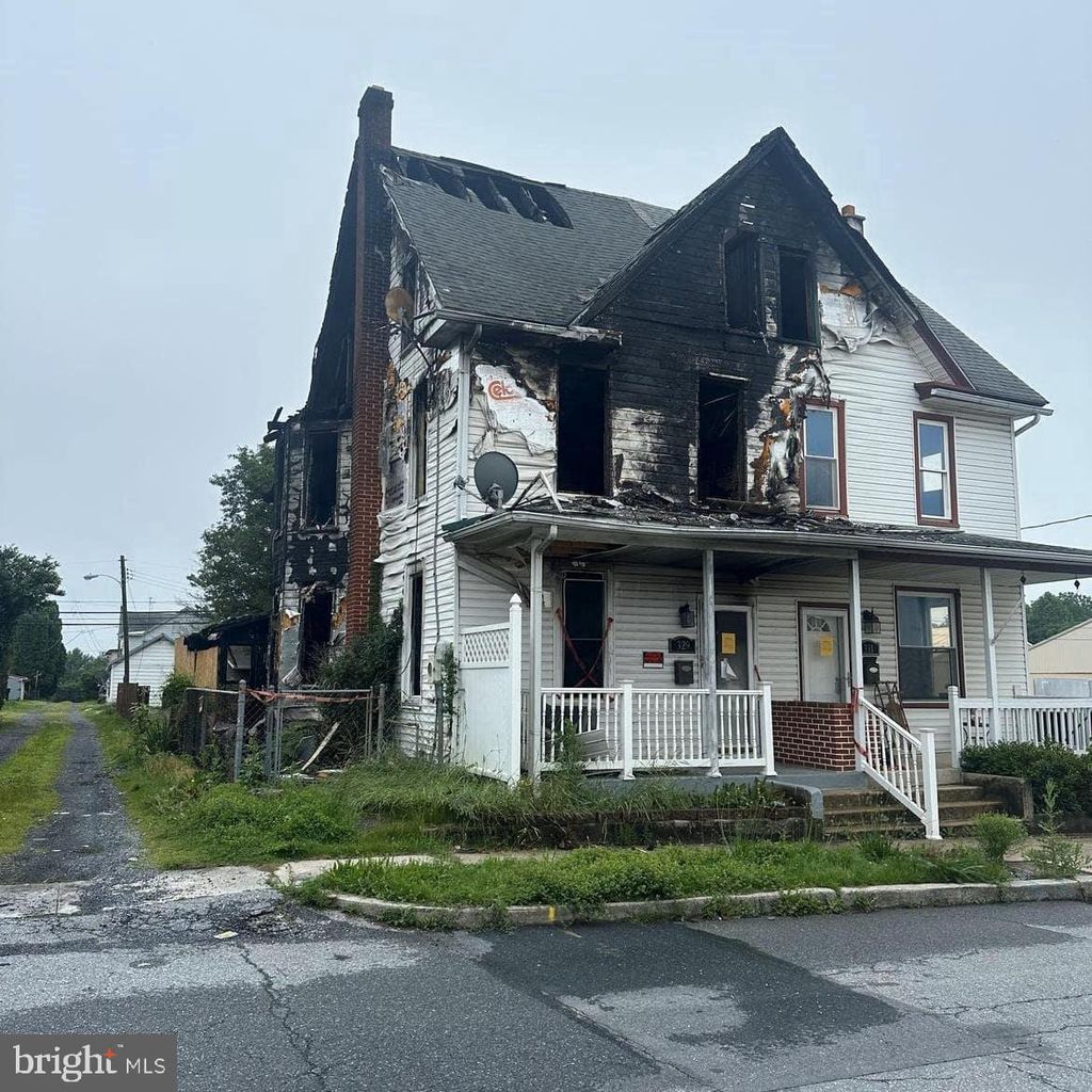 Photo of 331 N College Street, PALMYRA, PA 17078 (MLS # PALN2023098)