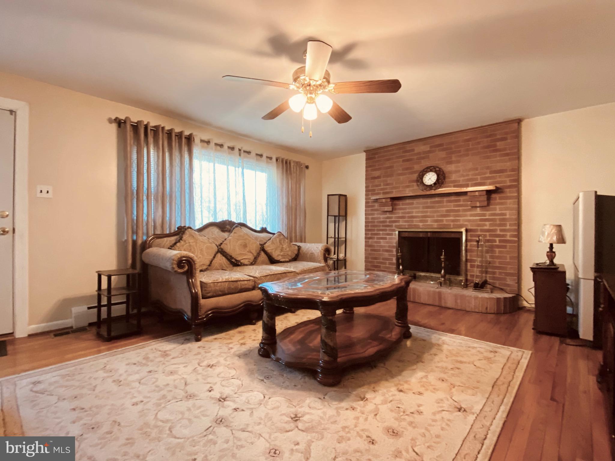 17003 CROOM ROAD