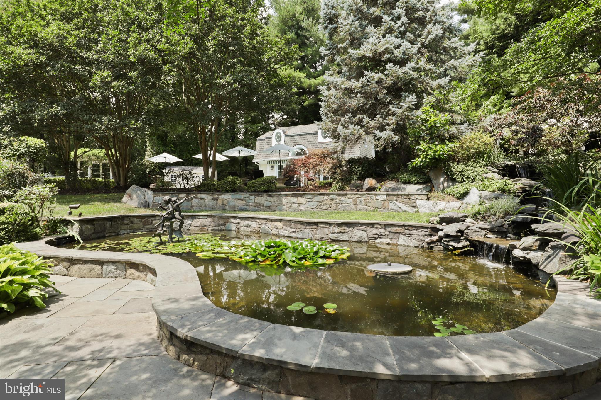 SADDLE RIDGE - Residential