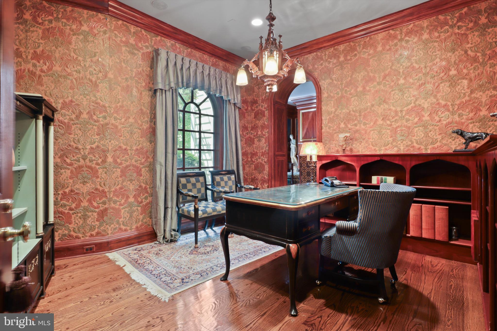 SADDLE RIDGE - Residential