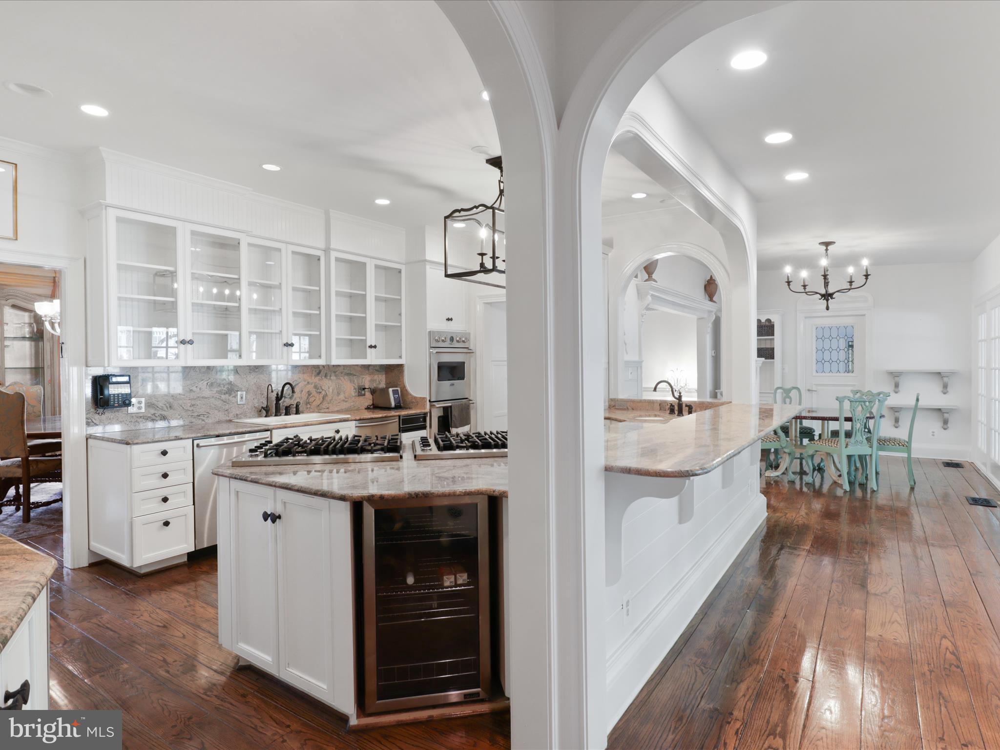 SADDLE RIDGE - Residential