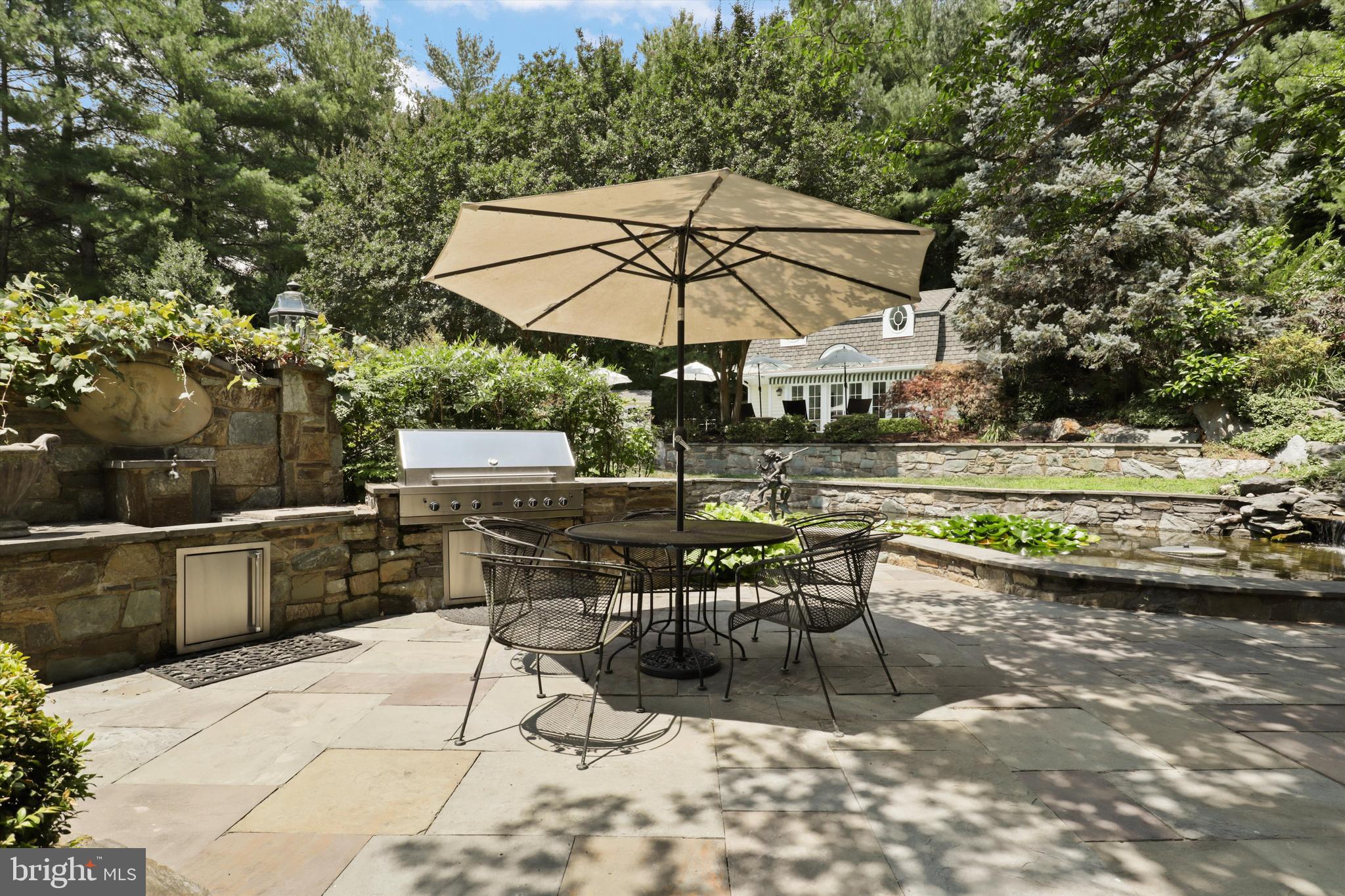 SADDLE RIDGE - Residential