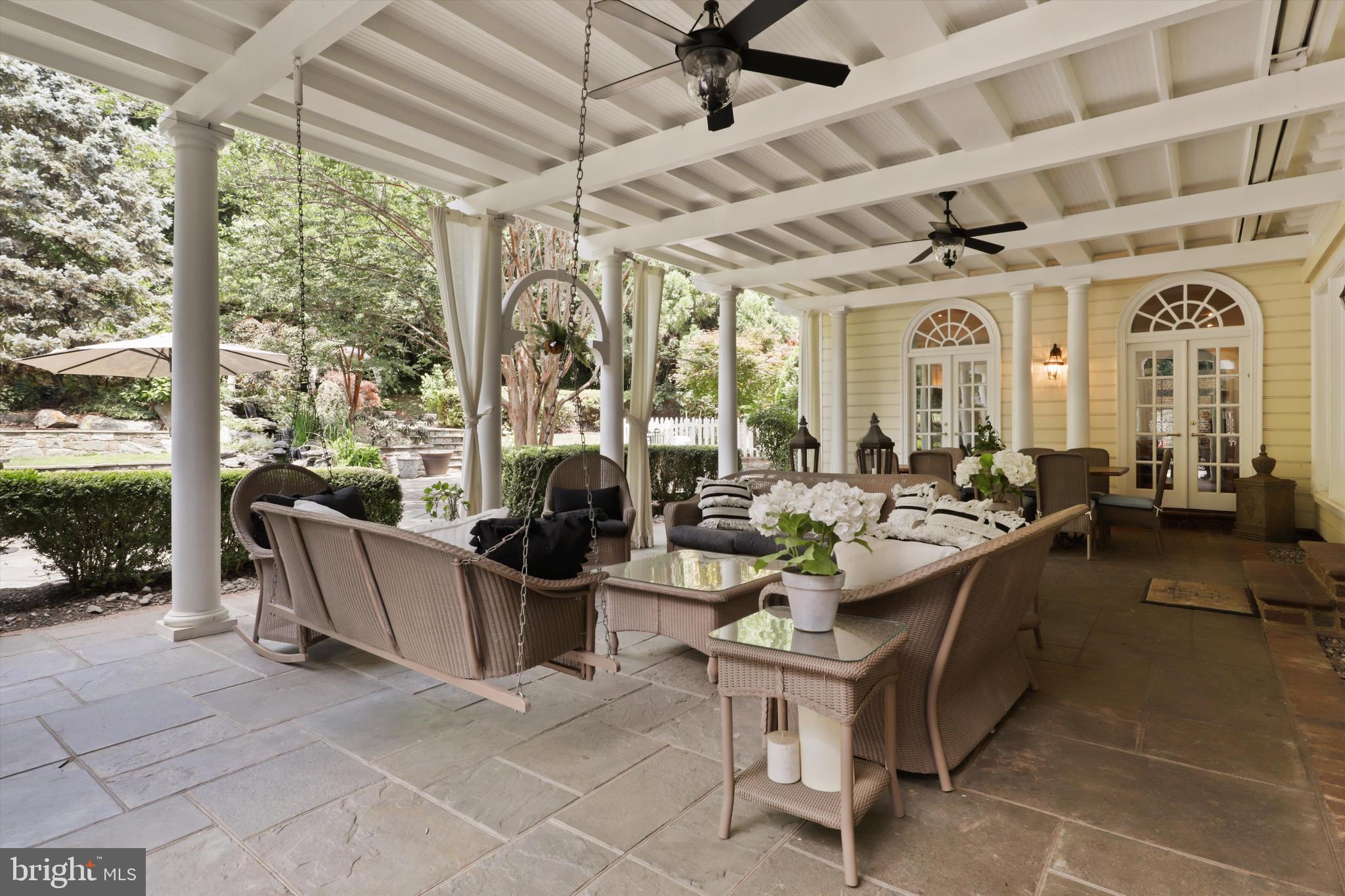 SADDLE RIDGE - Residential