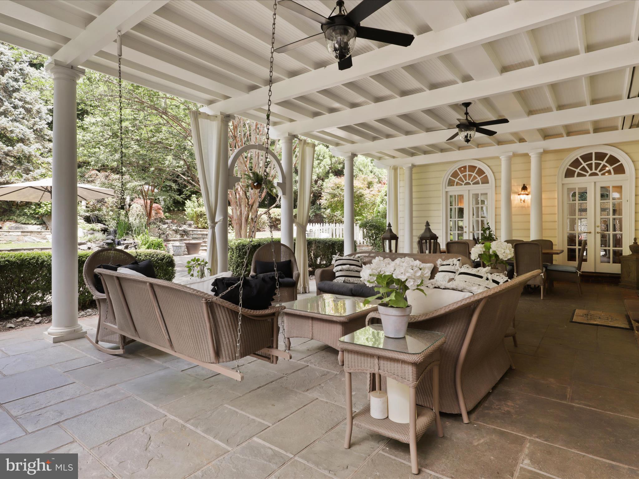 SADDLE RIDGE - Residential