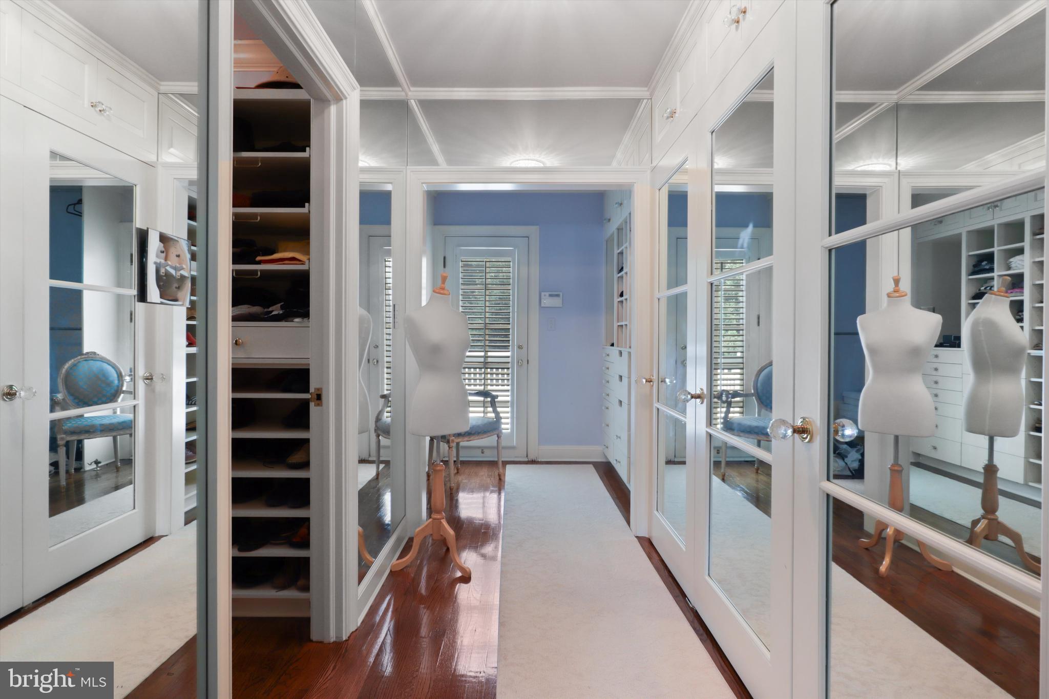 SADDLE RIDGE - Residential