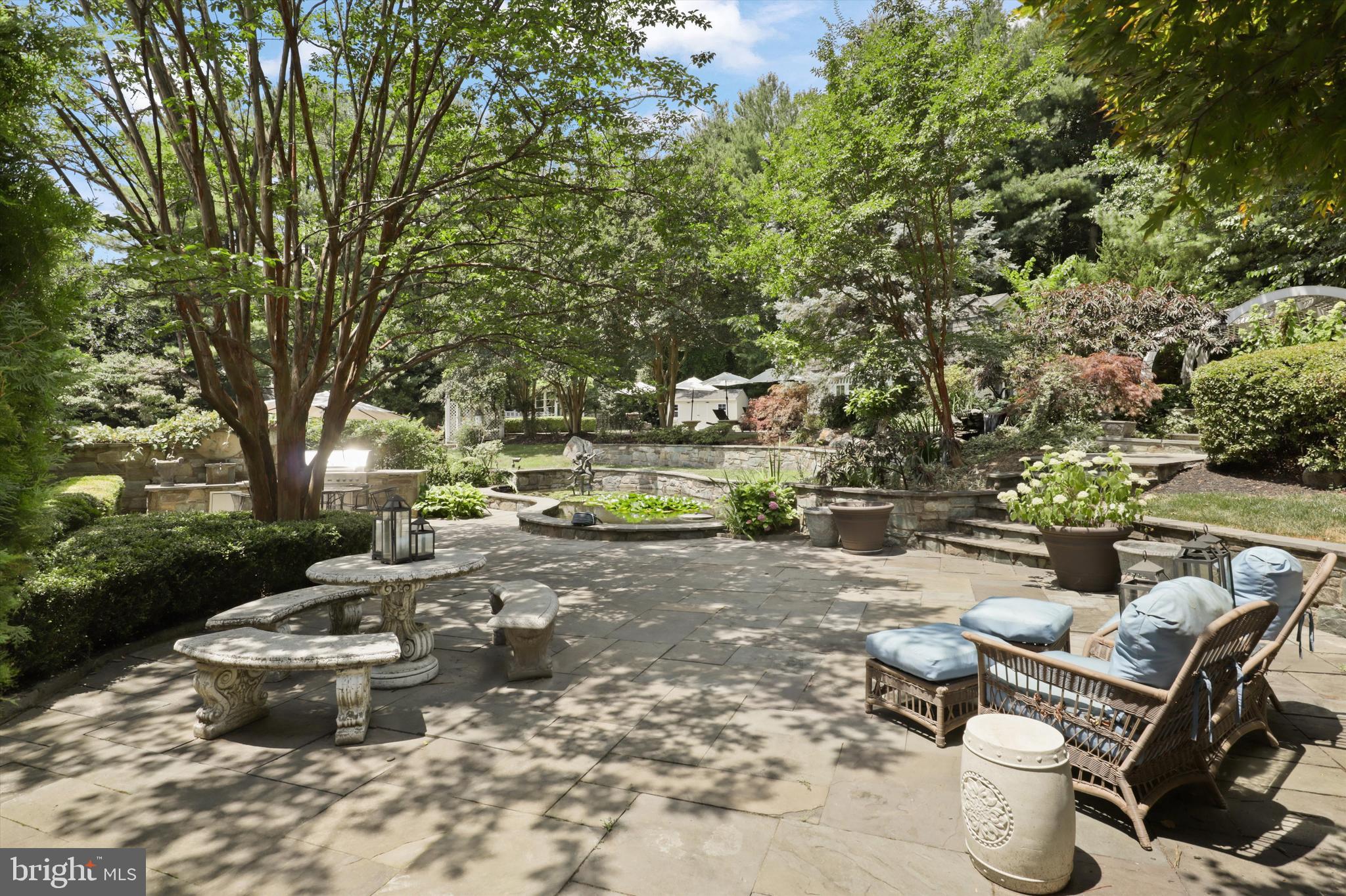 SADDLE RIDGE - Residential