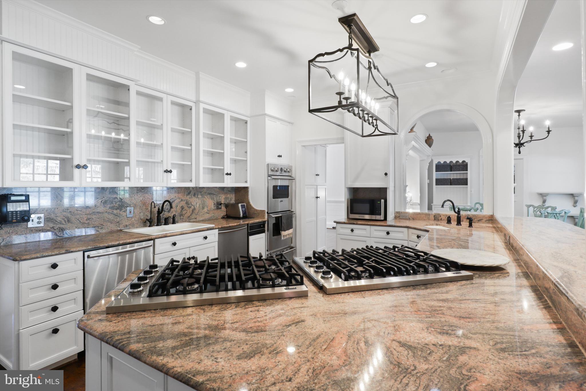 SADDLE RIDGE - Residential