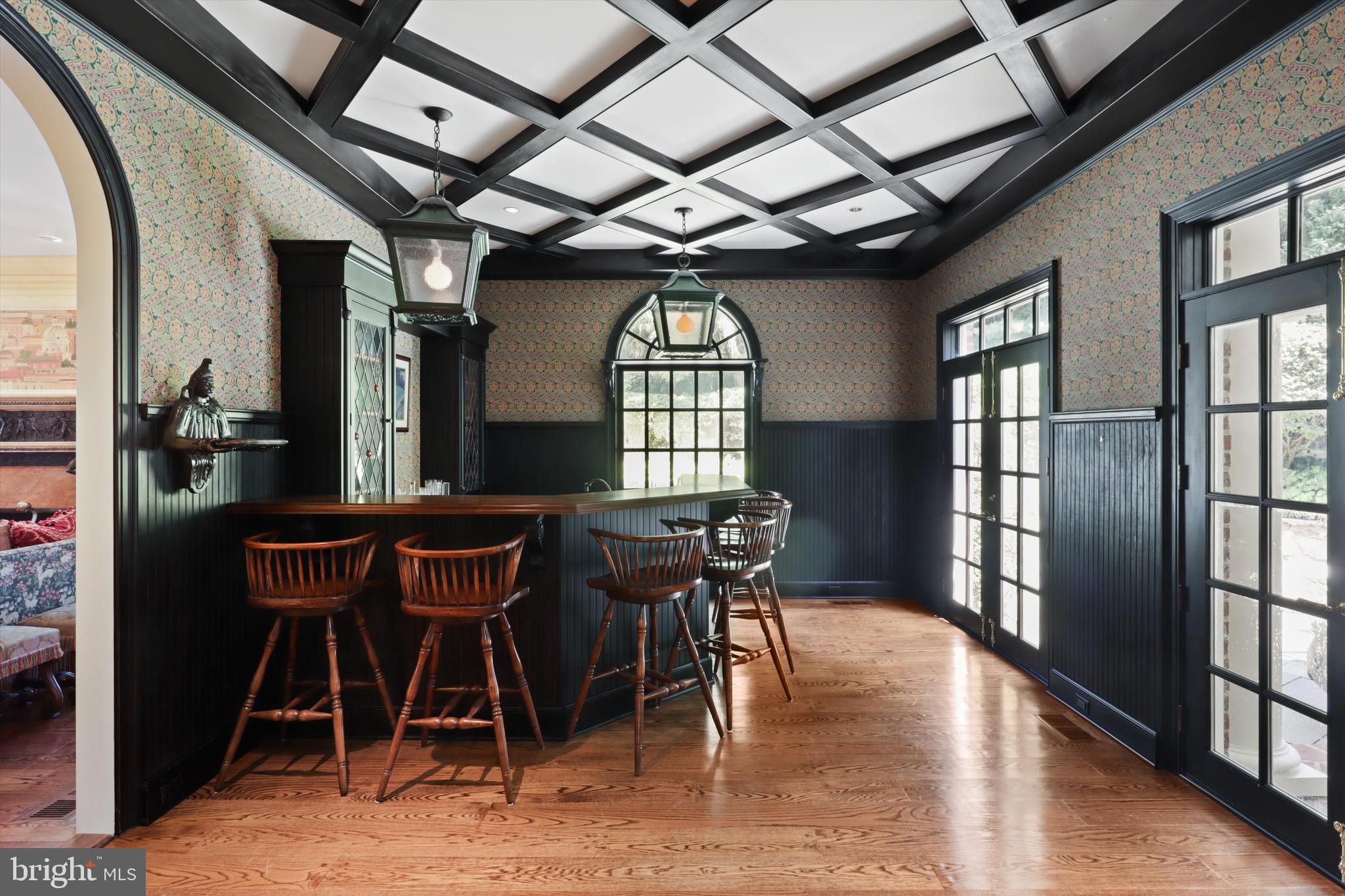 SADDLE RIDGE - Residential