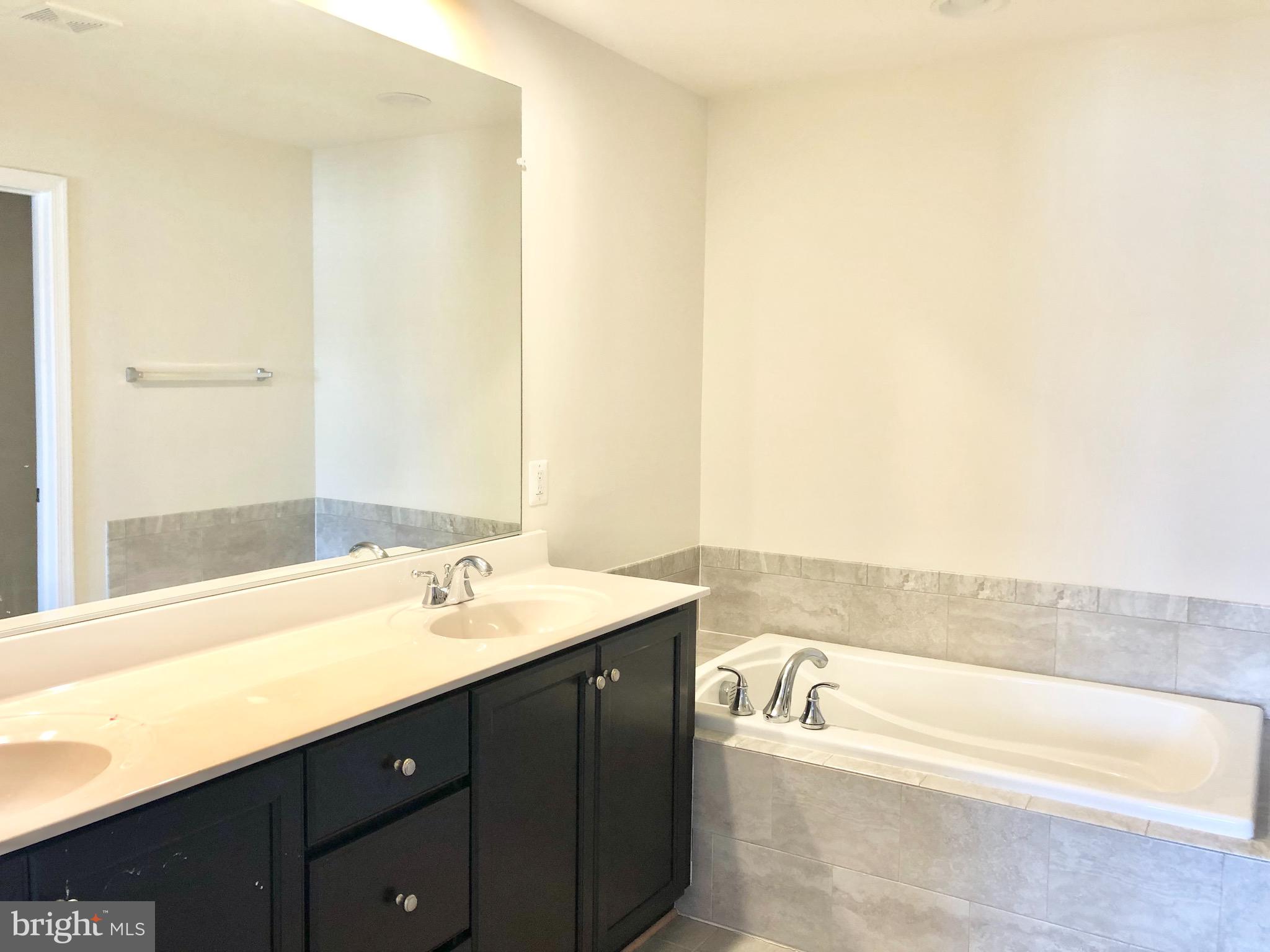 EMBREY MILL - Residential Lease