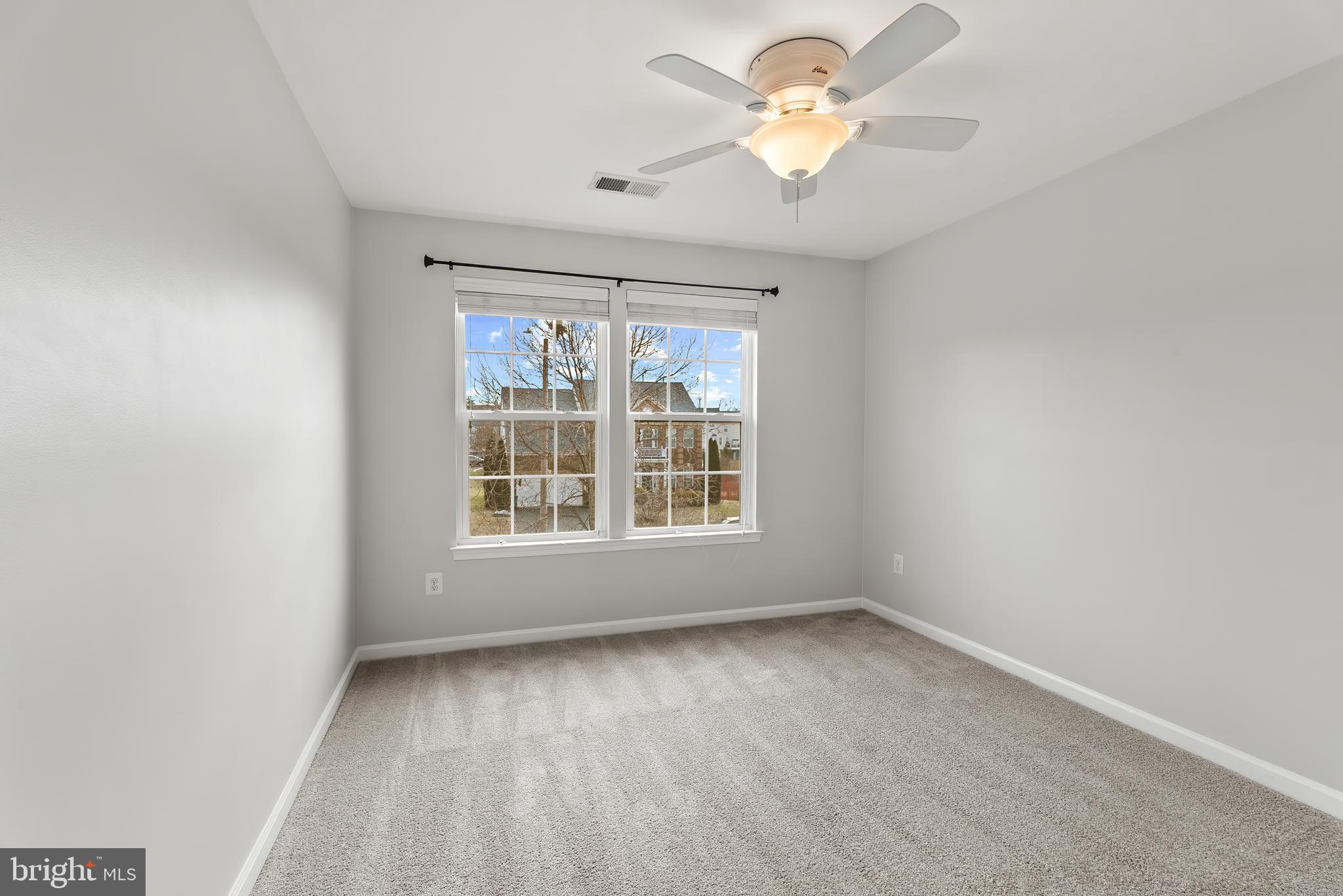 LINTON CREST - Residential