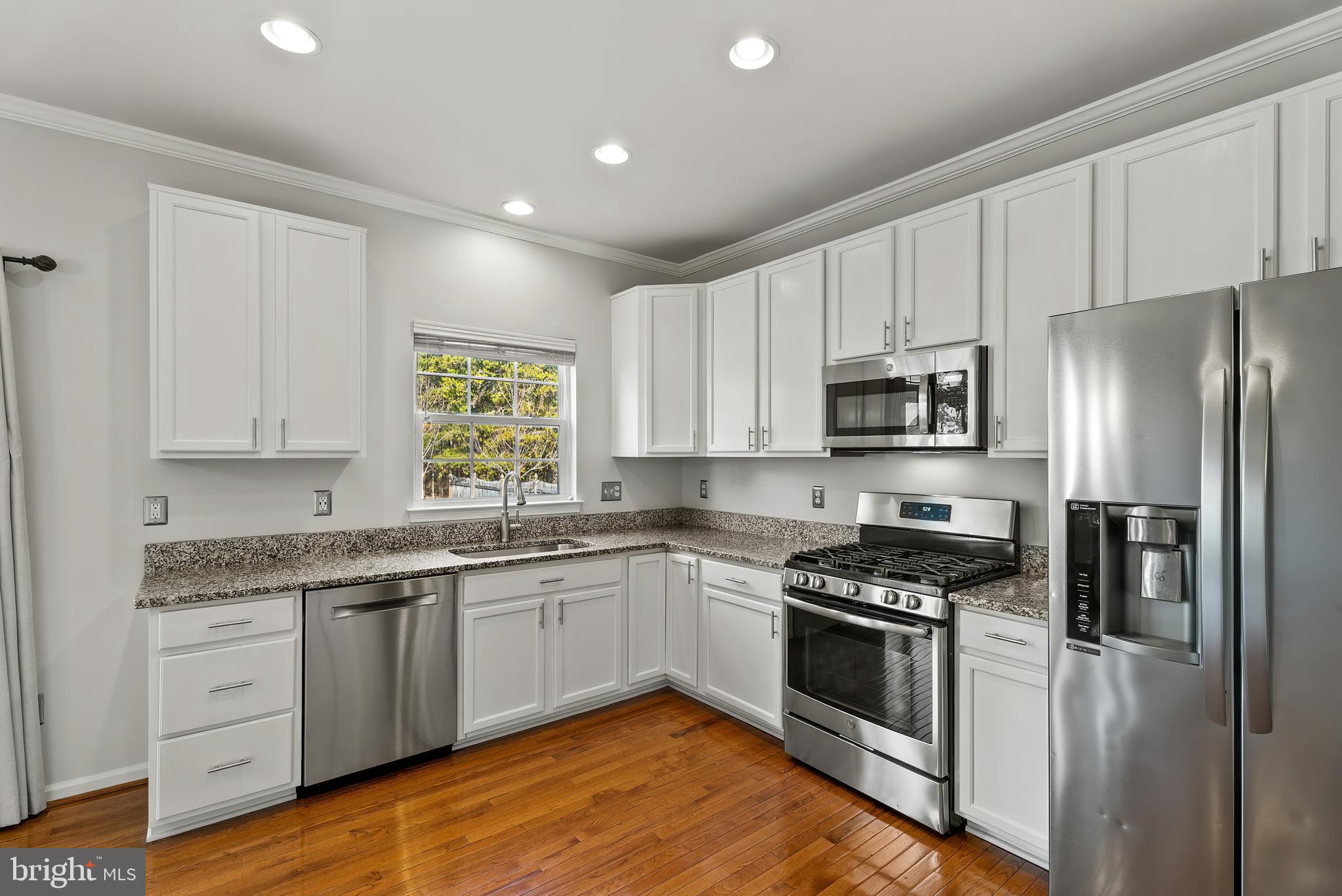 LINTON CREST - Residential