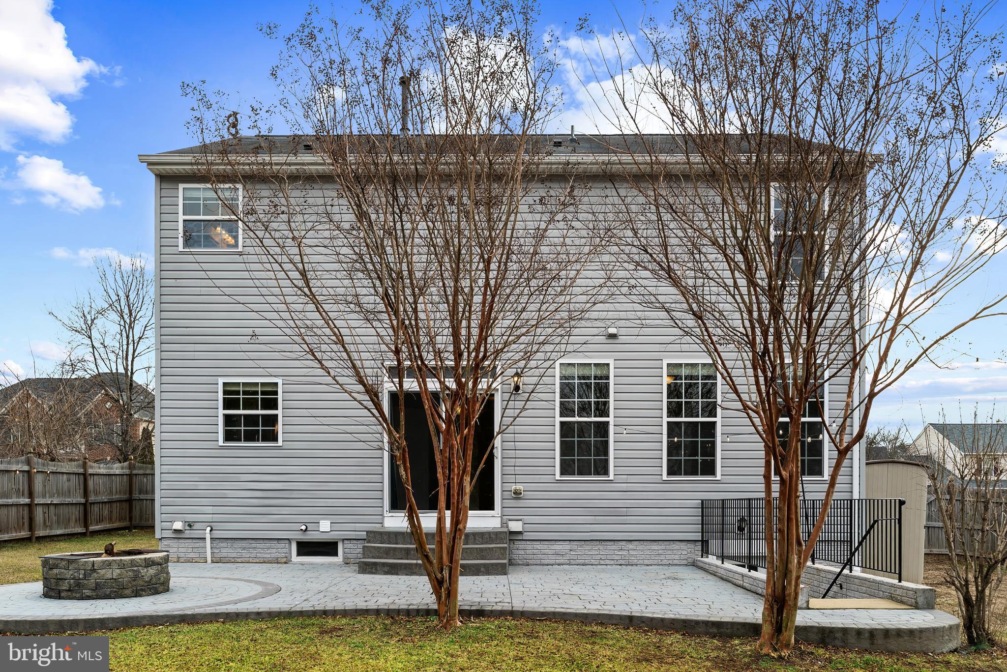 LINTON CREST - Residential