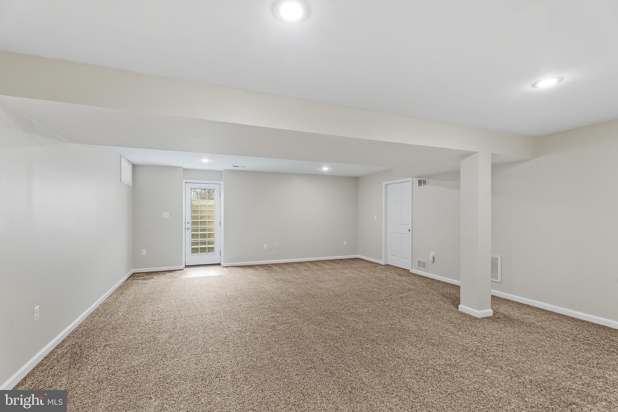 LINTON CREST - Residential