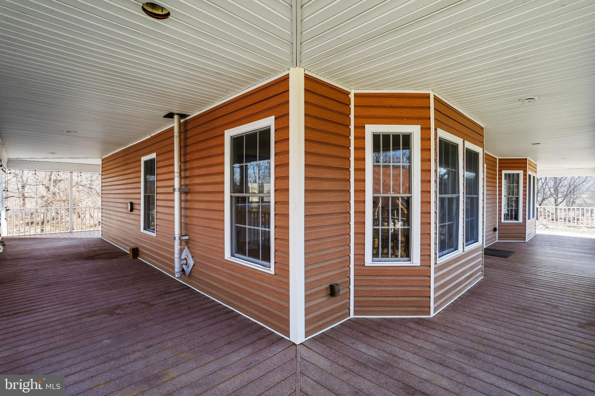 RIVERSIDE - Residential