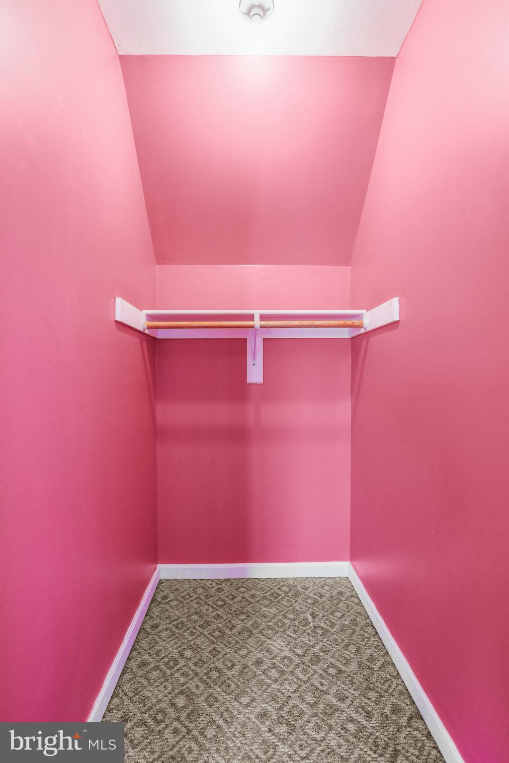 RIVERSIDE - Residential