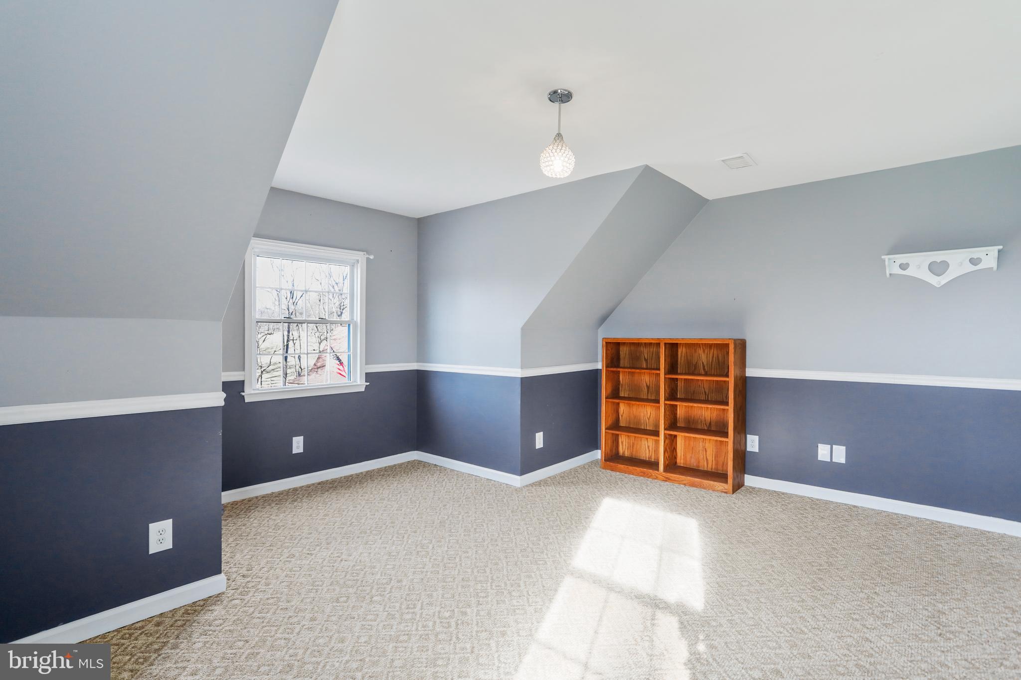 RIVERSIDE - Residential