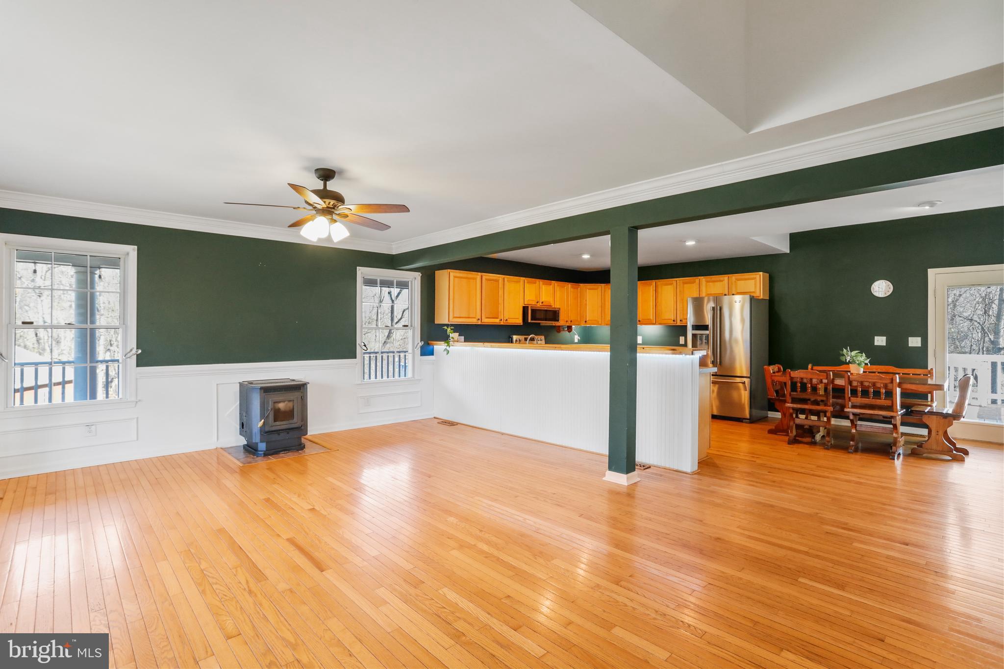 RIVERSIDE - Residential